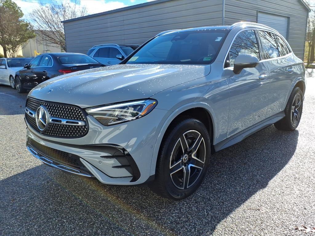 Gray (MANUFAKTUR Alpine Grey) 2026 Mercedes-Benz GLC 300 4MATIC SUV / Crossover All-Wheel Drive Automatic