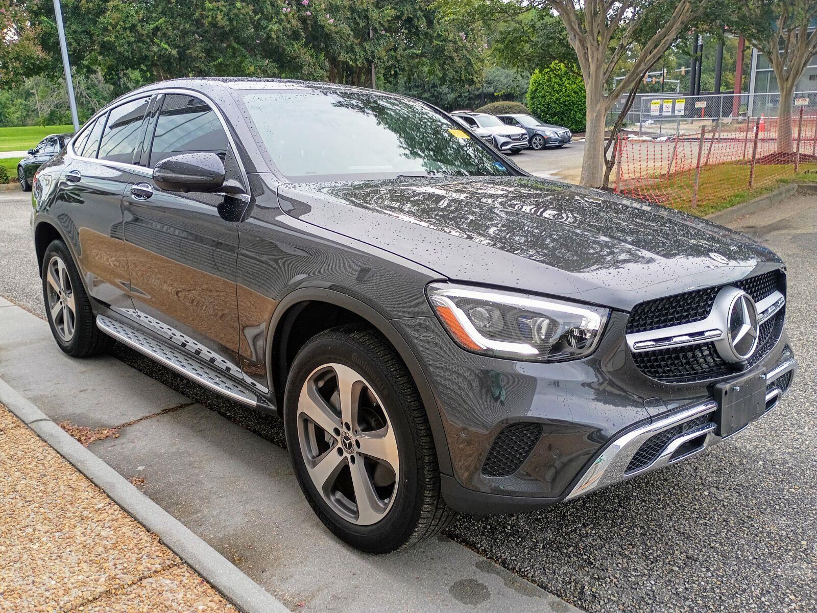 Used 2022 Graphite Grey Metallic Mercedes-Benz GLC 300 image 3