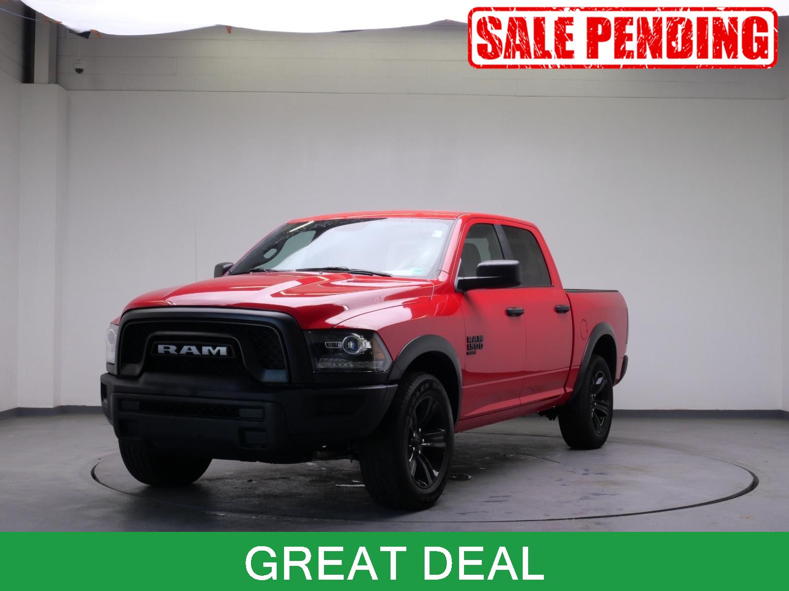 Flame Red Clearcoat 2024 RAM 1500 Pickup Truck Four-Wheel Drive 8-Speed Automatic