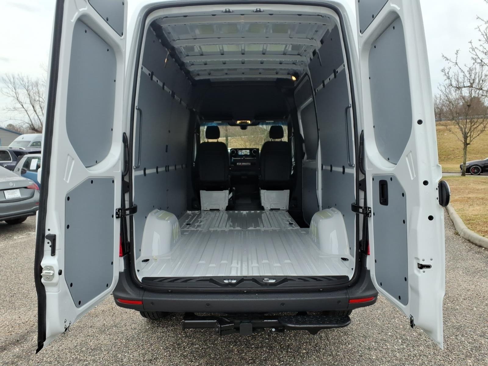 New 2026 Grey White Mercedes-Benz 2500 Standard Roof I4 Diesel HO 144" RWD image 32