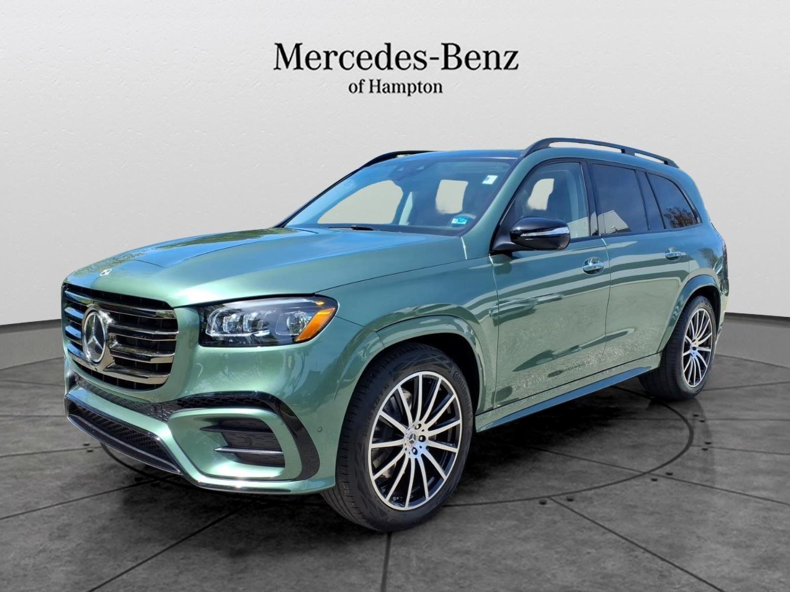 MANUFAKTUR Ireland Mid Green Metallic 2026 Mercedes-Benz GLS 450 4MATIC SUV / Crossover All-Wheel Drive Automatic