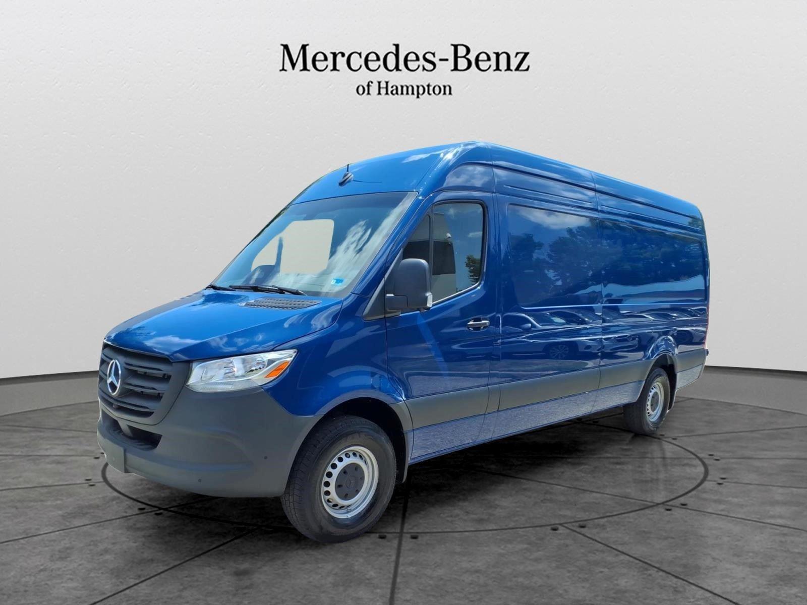 2026 Mercedes-Benz Sprinter Crew Van 2500 High Roof I4 Diesel HO 170