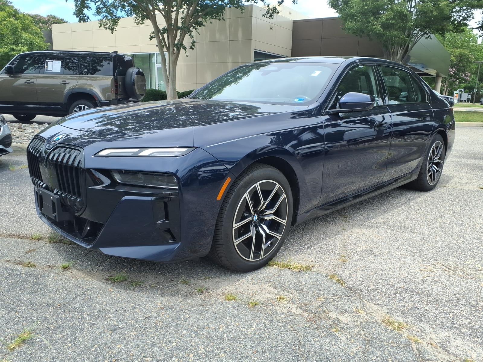 Tanzanite Blue II Metallic 2024 BMW 7 Series Sedan All-Wheel Drive 8-Speed Automatic