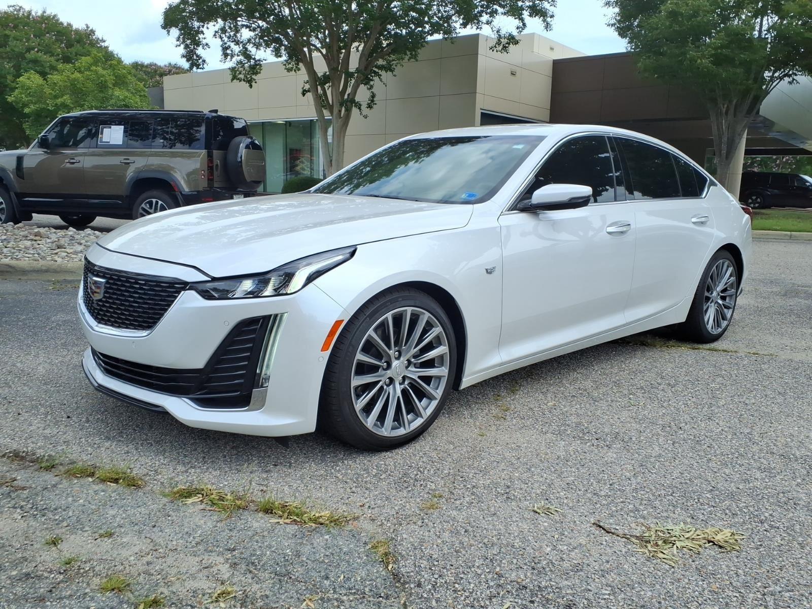 Crystal White Tricoat 2024 Cadillac CT5 Sedan Rear-Wheel Drive Automatic