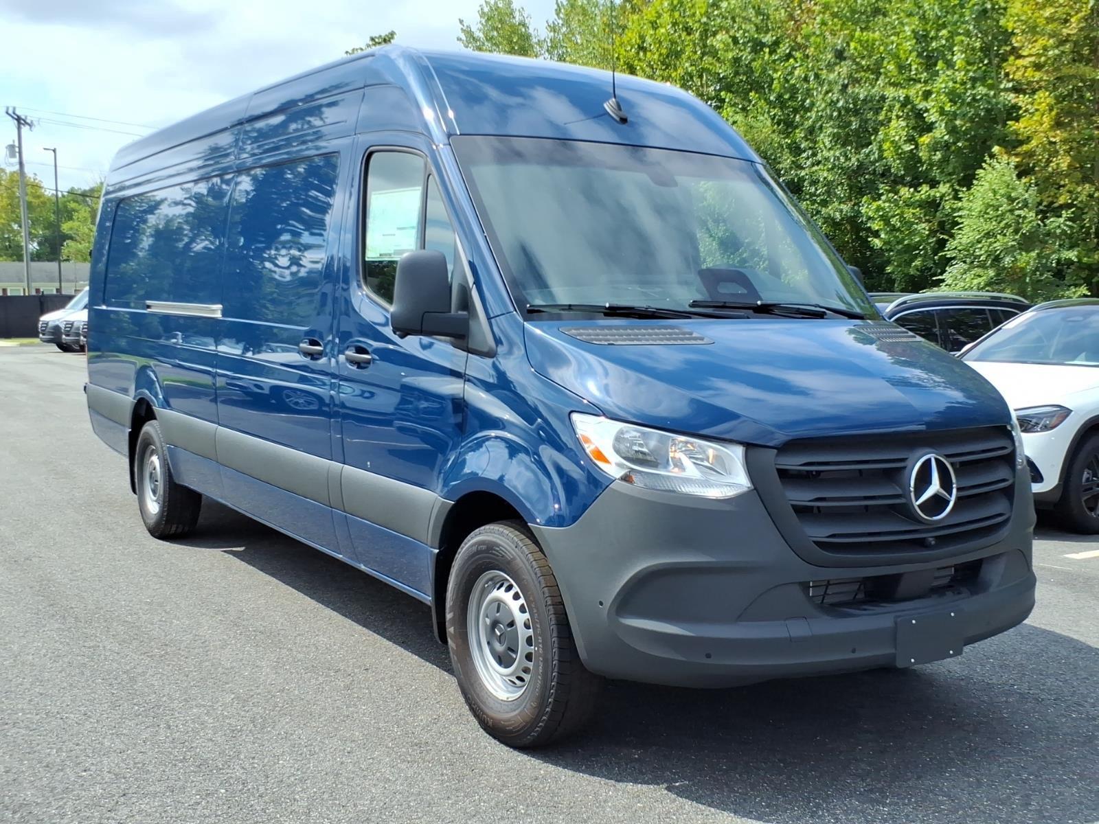 New 2026 Steel Blue Mercedes-Benz  image 4