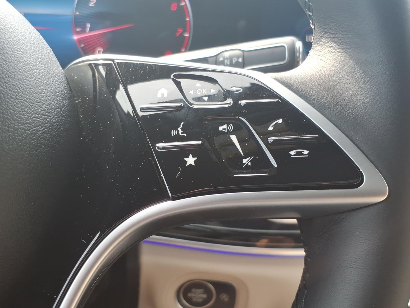 New 2026 Polar White Mercedes-Benz GLE 450 image 16