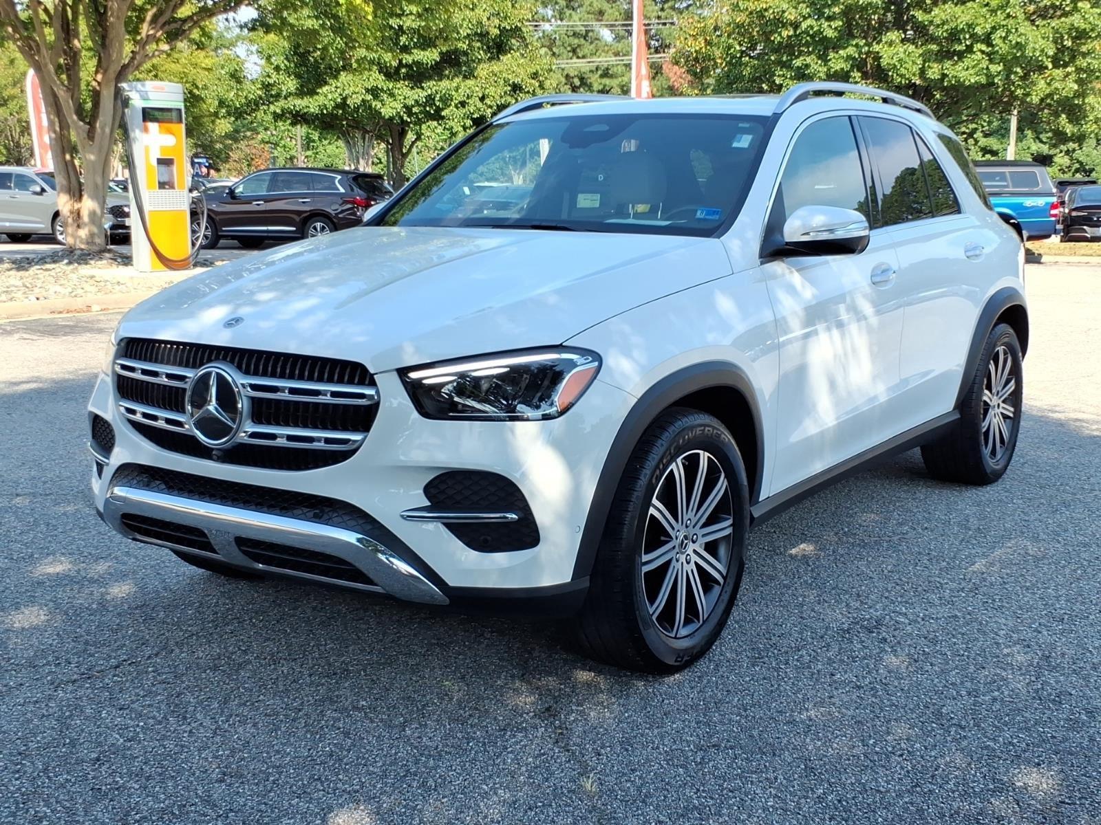 Polar White 2025 Mercedes-Benz GLE SUV / Crossover Rear-Wheel Drive Automatic