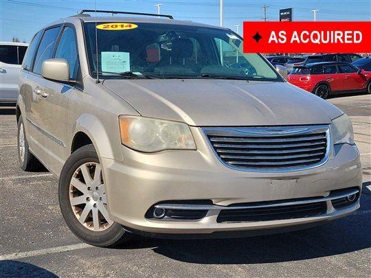 2014 Chrysler Town & Country Touring FWD