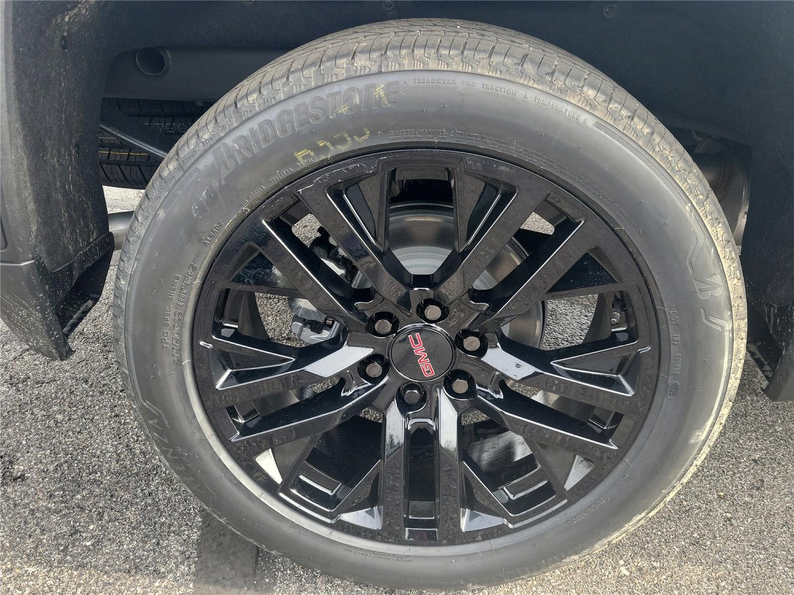 View vehicle photo 5