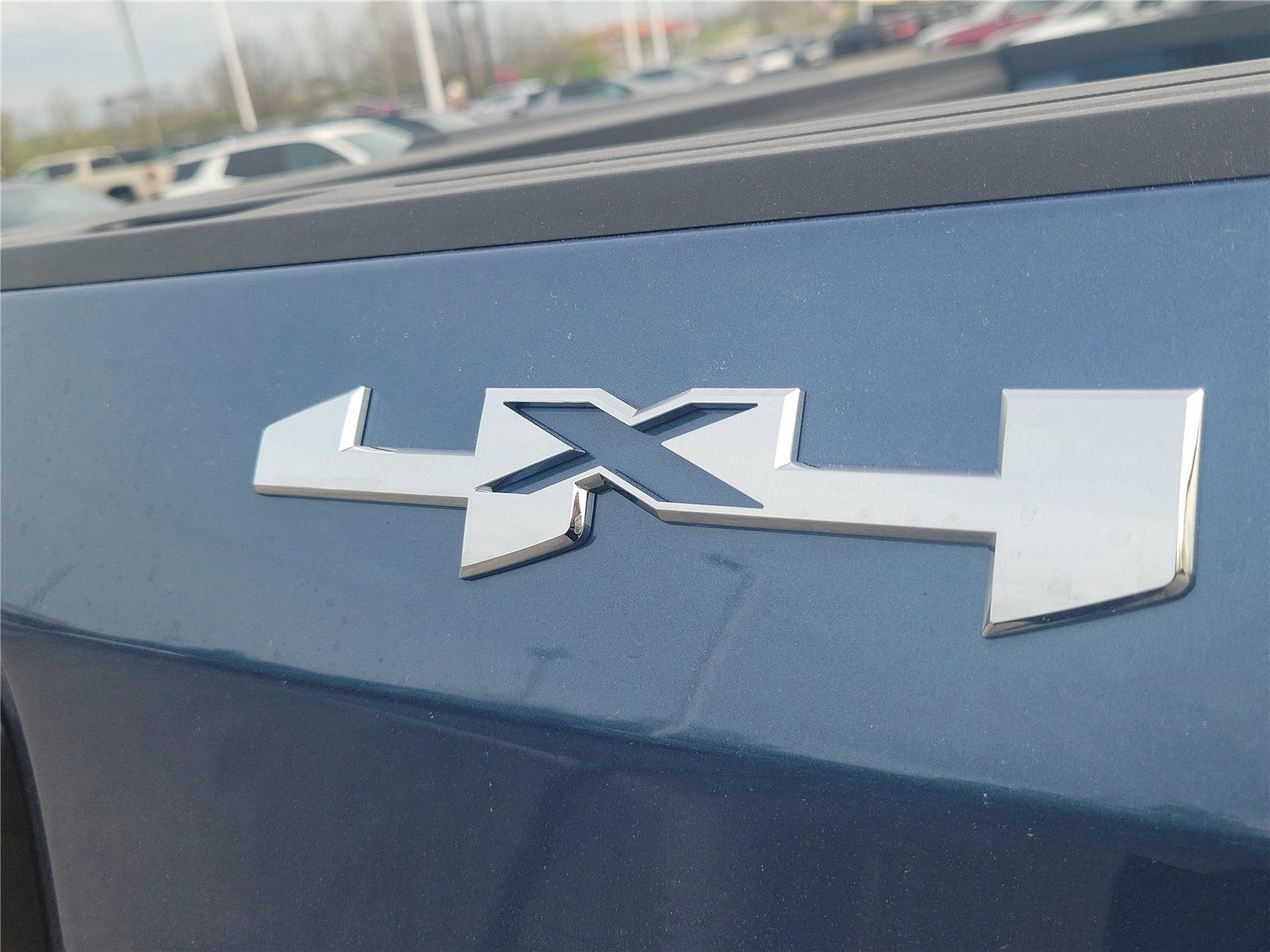 View vehicle photo 6