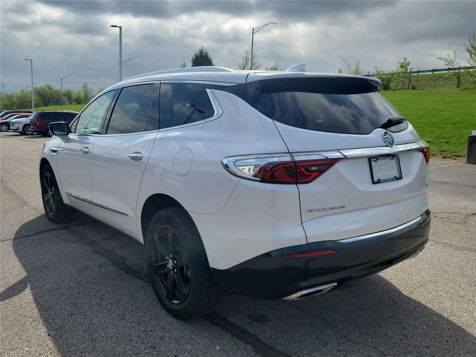 View vehicle photo 3