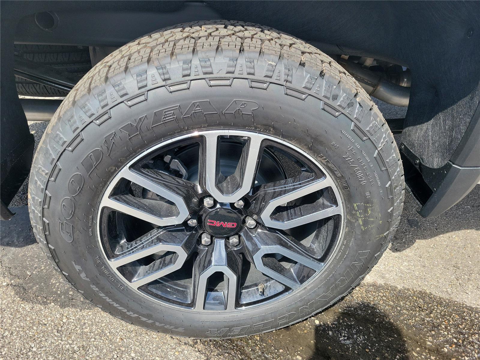 View vehicle photo 5