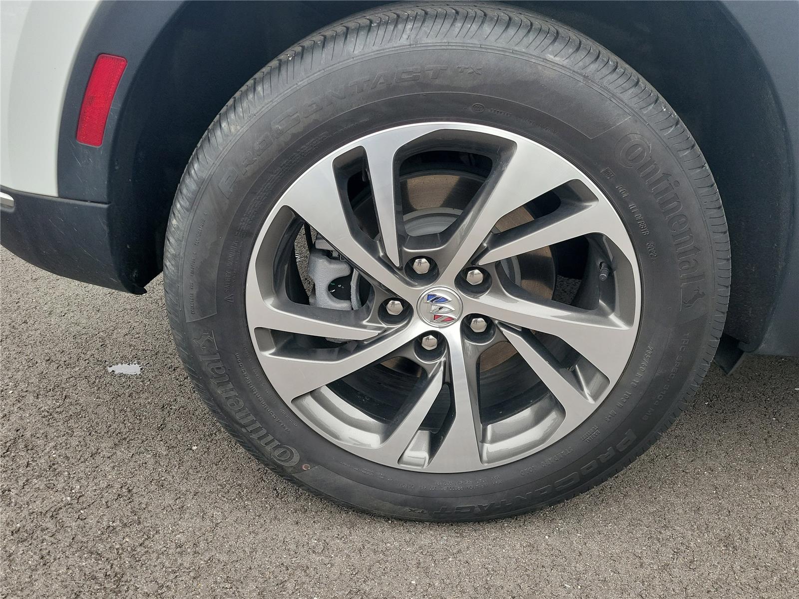 View vehicle photo 6