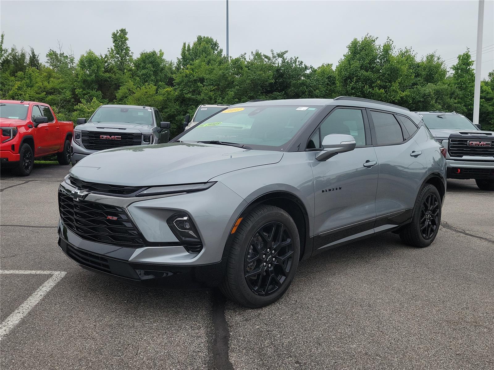 View vehicle photo 2