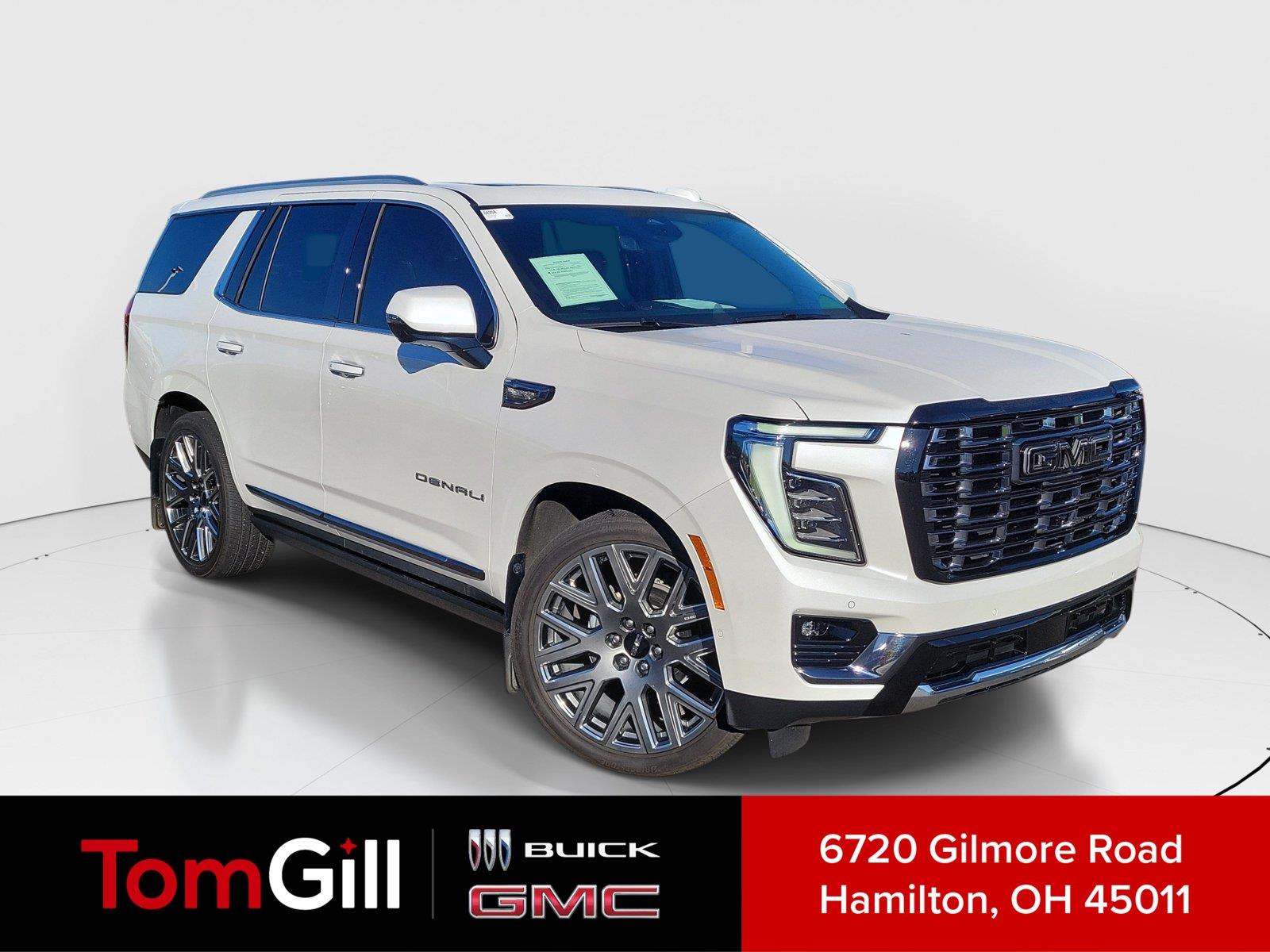 White Frost Tricoat 2025 GMC Yukon SUV / Crossover Four-Wheel Drive Automatic