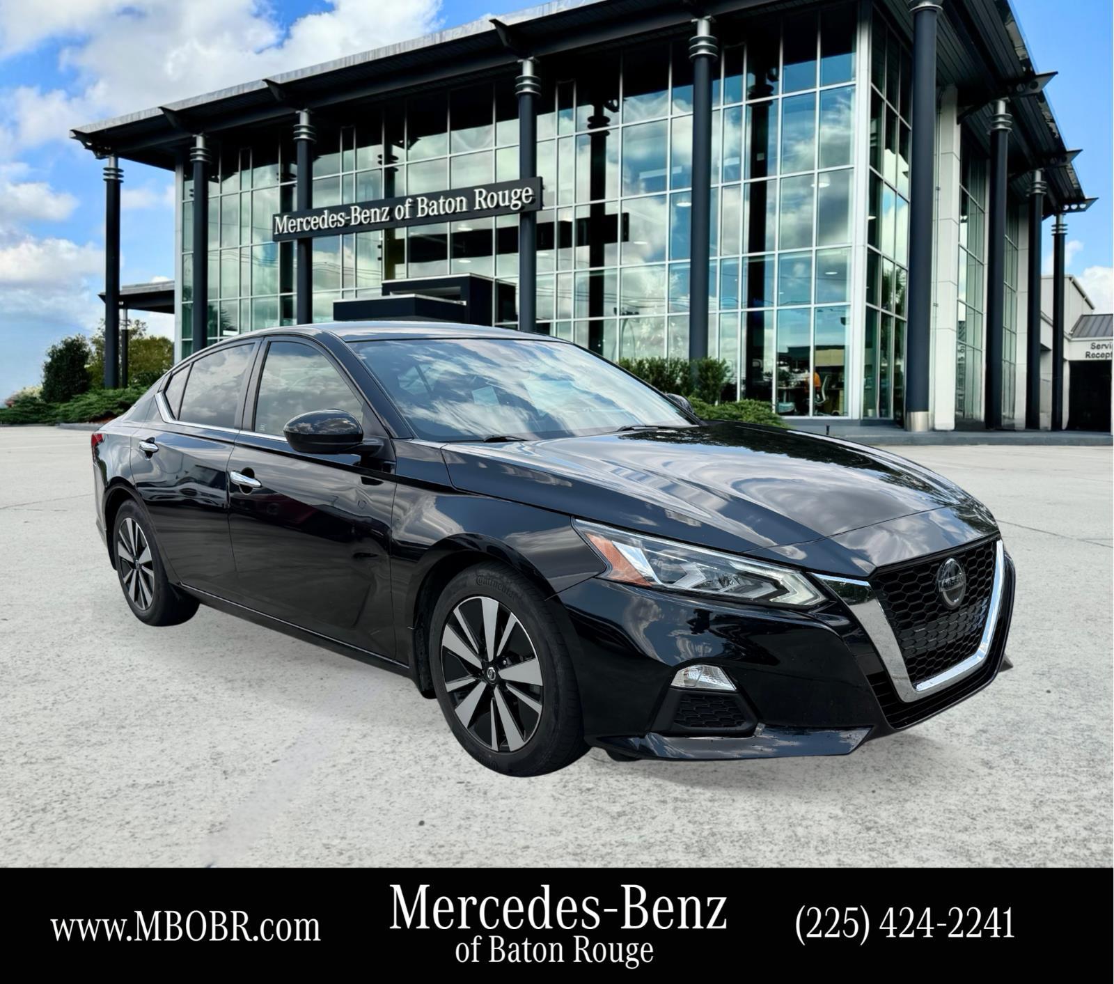 Super Black 2022 Nissan Altima Sedan Front-Wheel Drive Continuously Variable Transmission