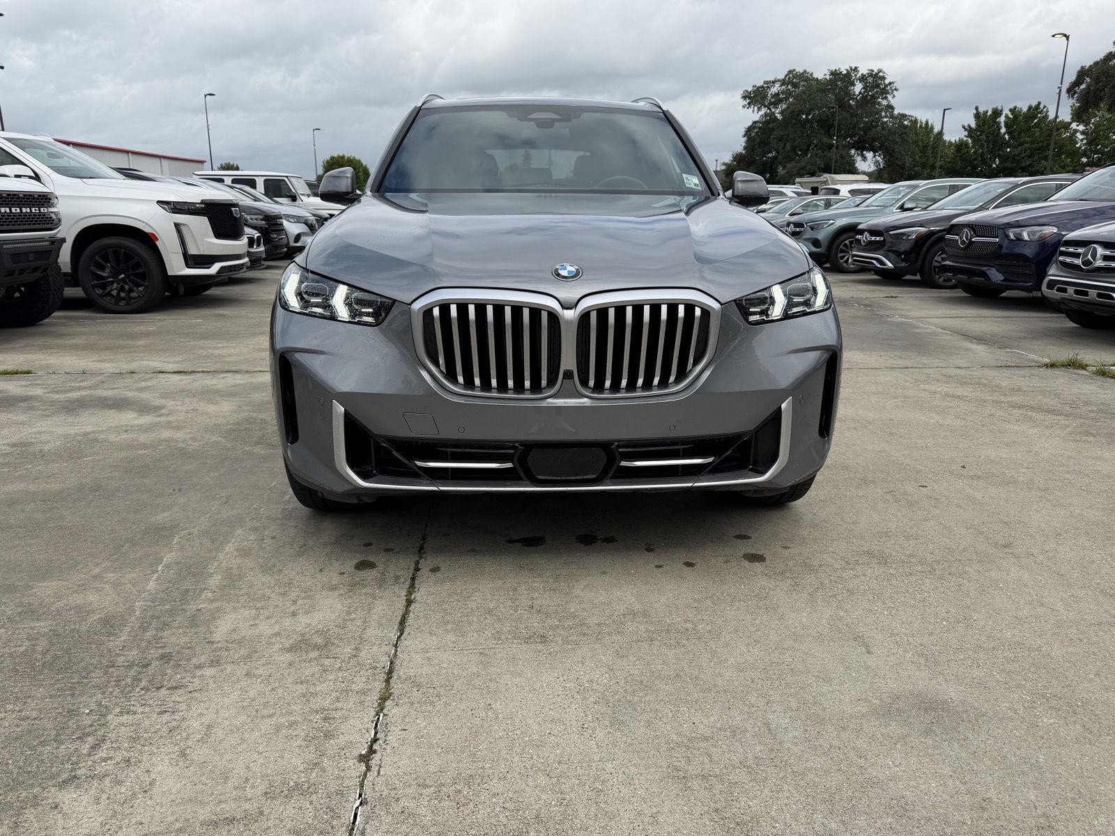 Gray (Skyscraper Grey Metallic) 2025 BMW X5 SUV / Crossover Rear-Wheel Drive Automatic