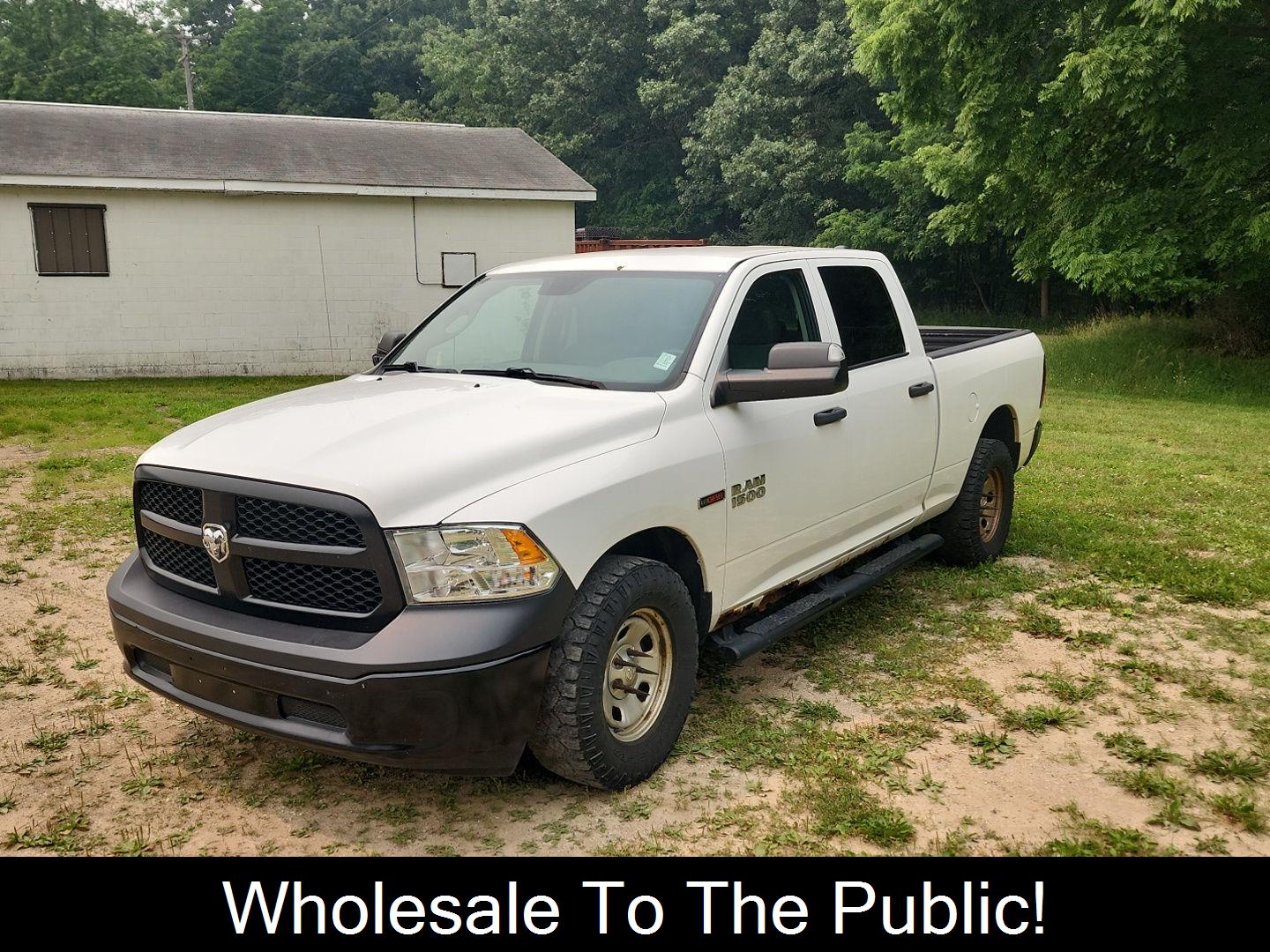 Bright White Clearcoat 2016 RAM 1500 Pickup Truck Four-Wheel Drive 8-Speed Automatic