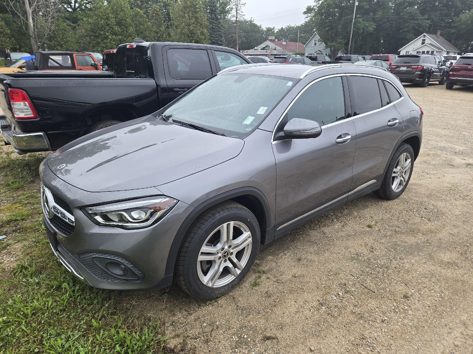 Gray (Mountain Grey Metallic) 2021 Mercedes-Benz GLA SUV / Crossover All-Wheel Drive Automatic
