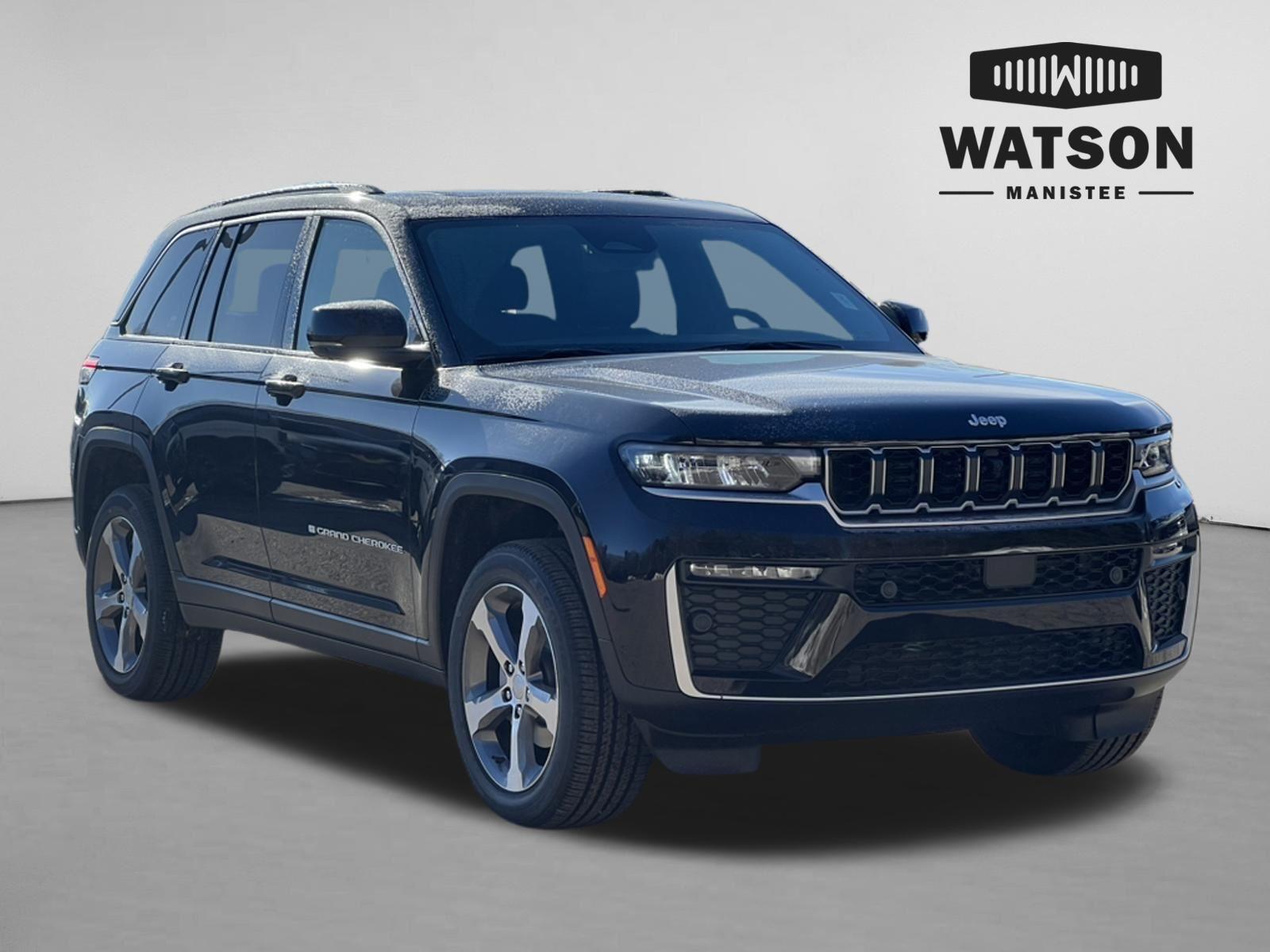 Diamond Black Crystal Pearlcoat 2026 Jeep Grand Cherokee SUV / Crossover Four-Wheel Drive 8-Speed Automatic
