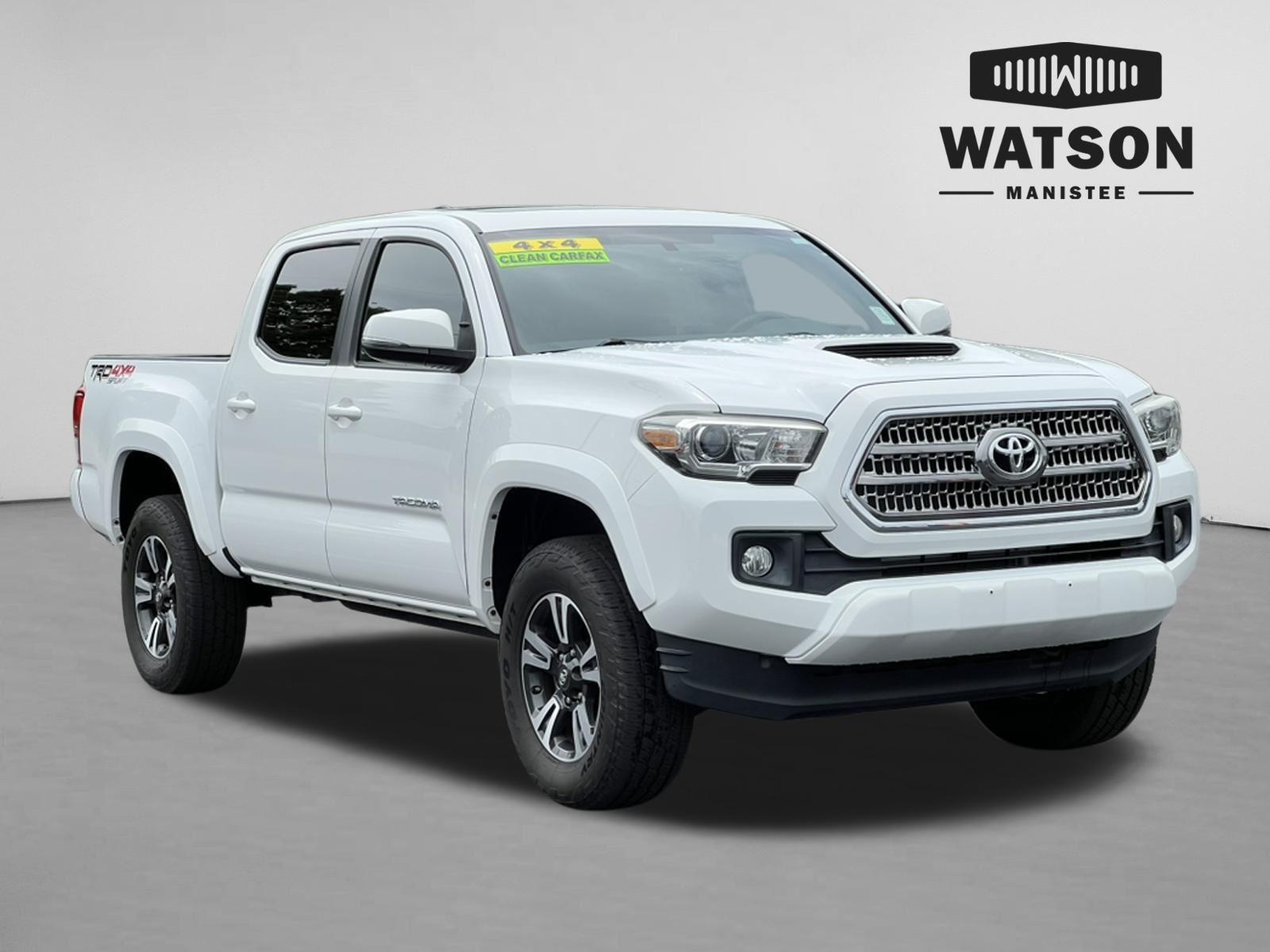 Super White 2016 Toyota Tacoma Pickup Truck Four-Wheel Drive Automatic