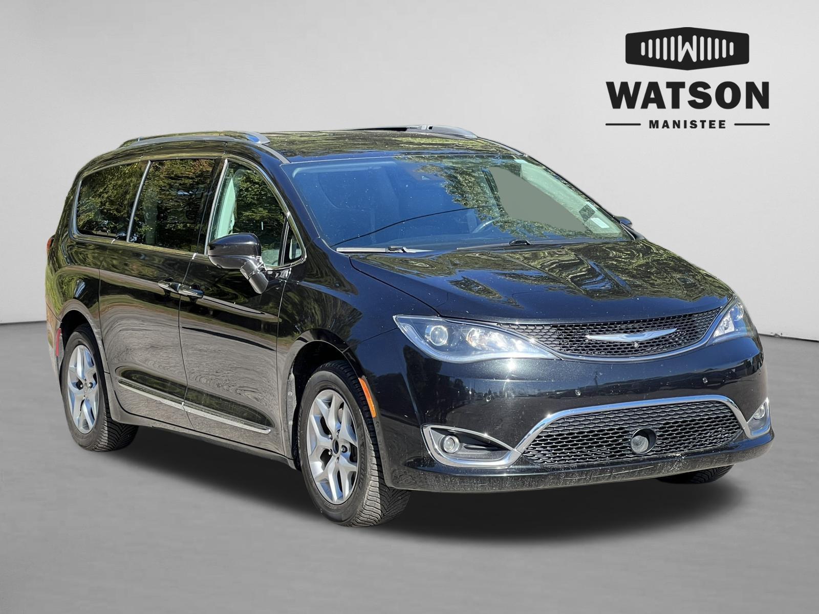2017 Chrysler Pacifica Touring L Plus FWD