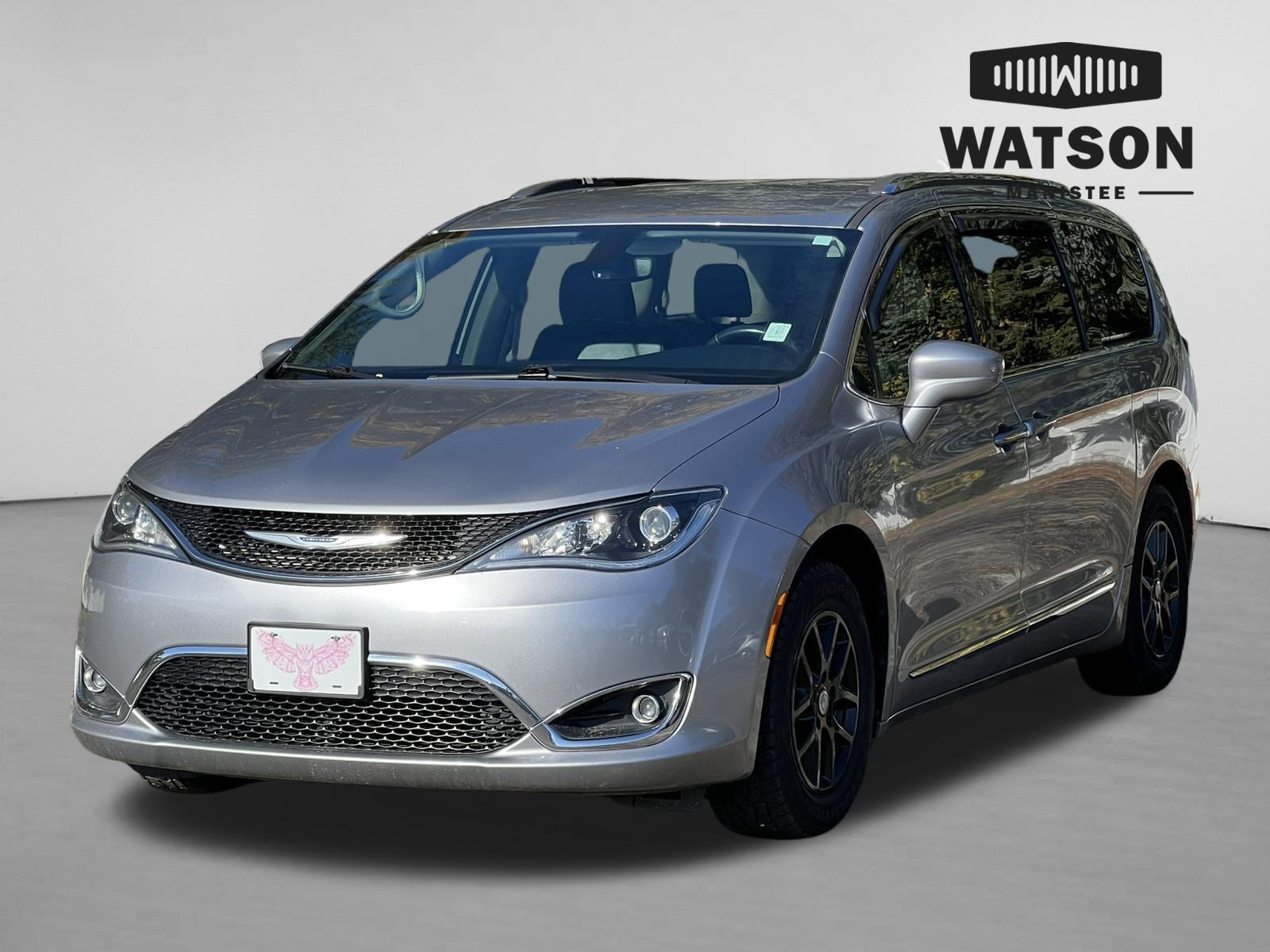 Billet Silver Metallic Clearcoat 2020 Chrysler Pacifica Minivan Front-Wheel Drive 9-Speed Automatic