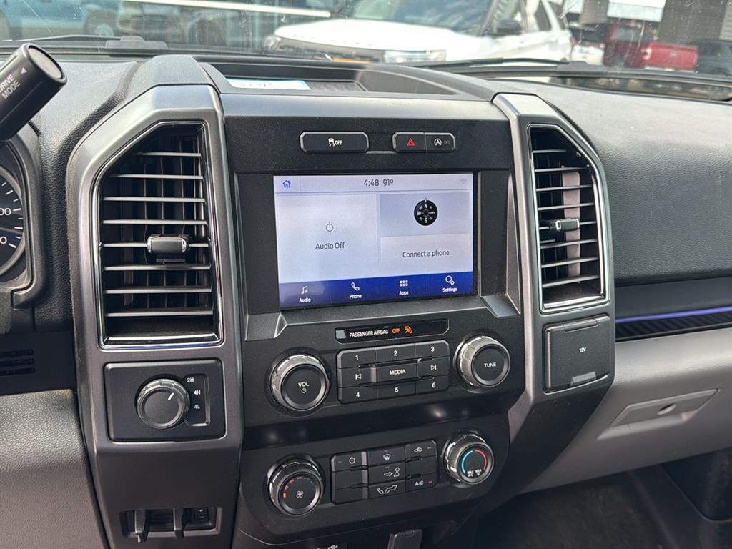 View vehicle photo 7