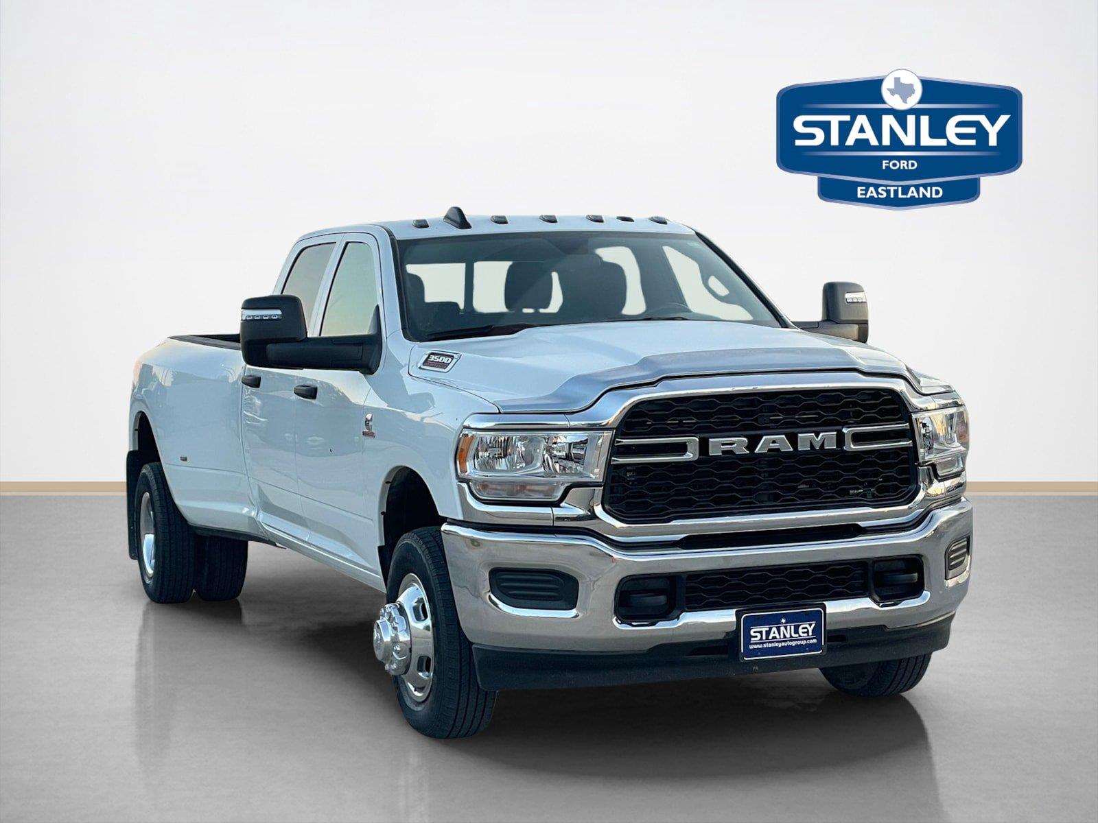 2024 RAM 3500 Tradesman Crew Cab LB DRW 4WD