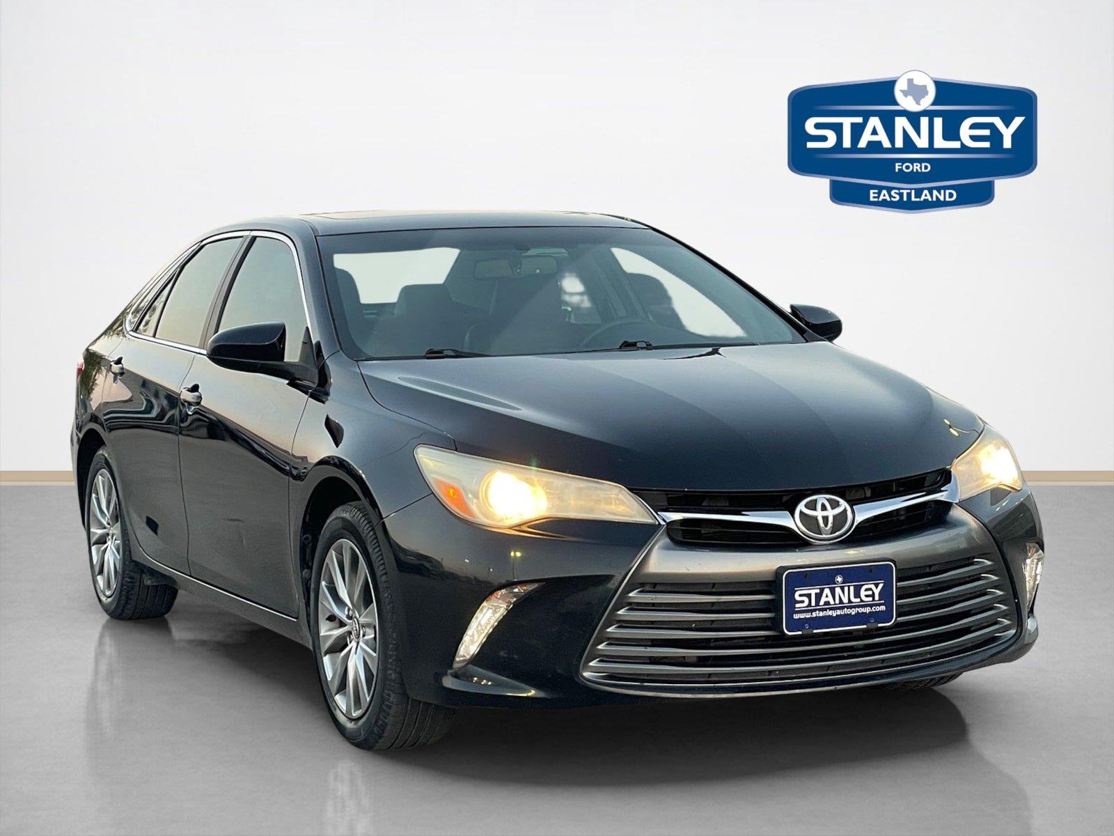 Midnight Black Metallic 2016 Toyota Camry Sedan Front-Wheel Drive 6-Speed Automatic