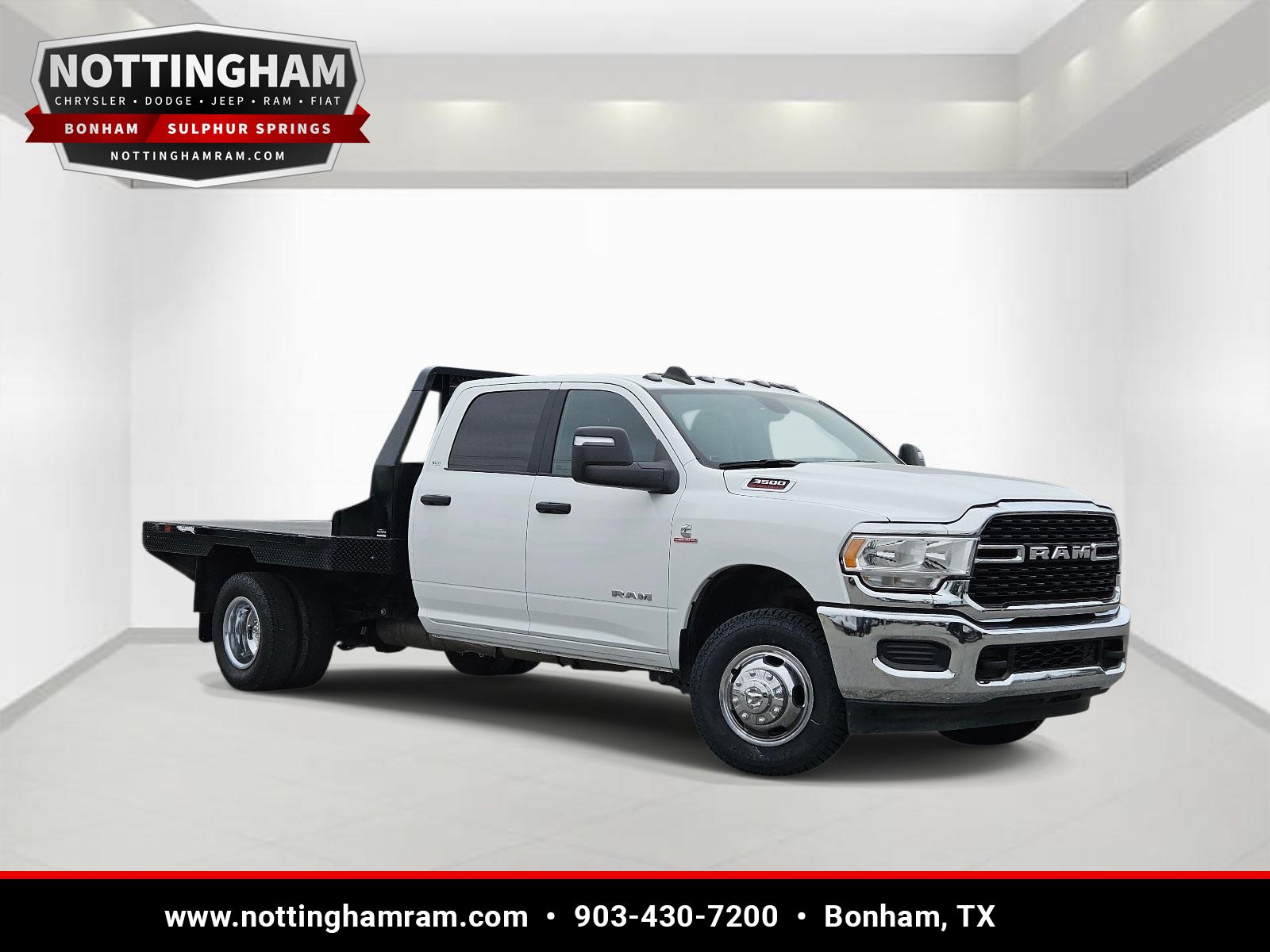 Bright White Clearcoat 2024 RAM 3500 Chassis SLT Crew Cab LB DRW 4WD Pickup Truck Four-Wheel Drive 6-Speed Automatic
