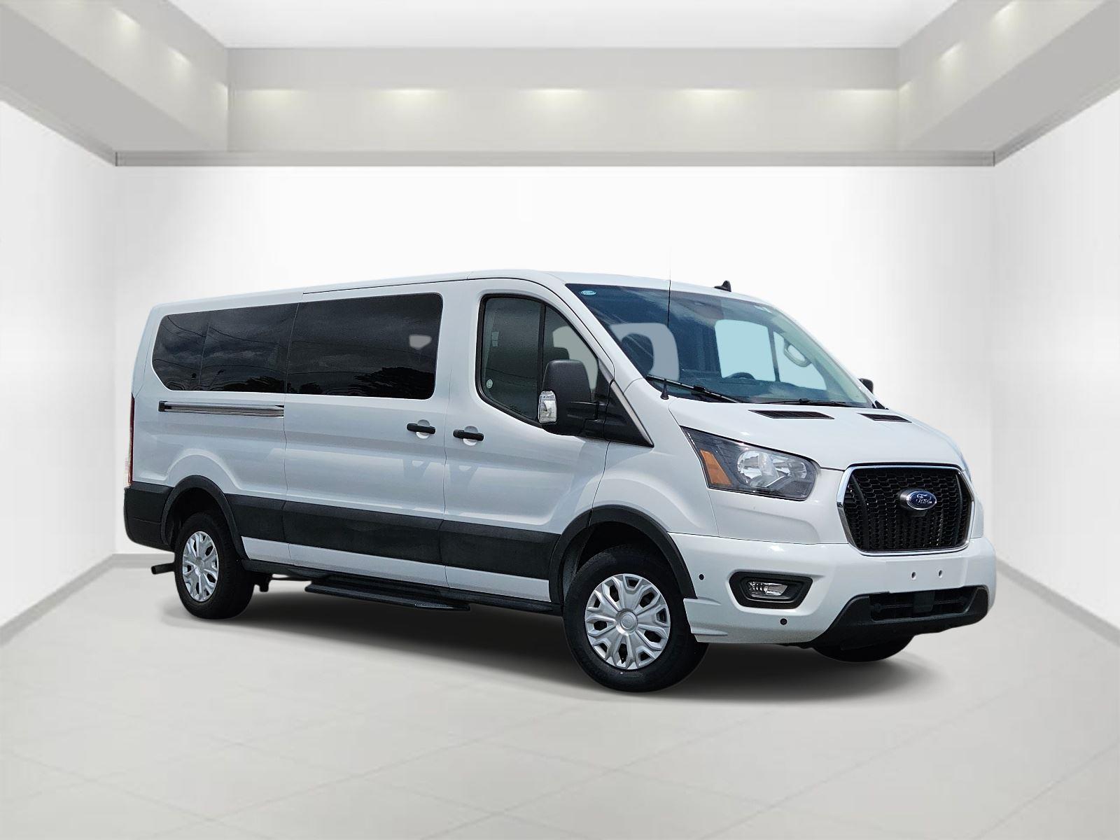 Oxford White 2025 Ford Transit Passenger Van Rear-Wheel Drive Automatic