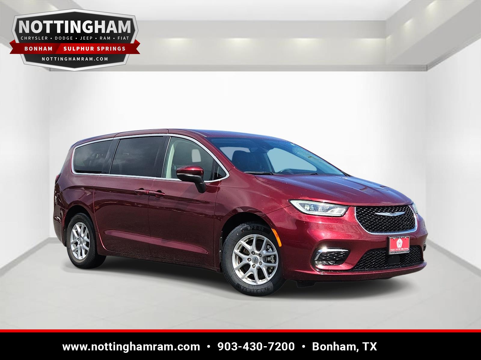 Velvet Red Pearlcoat 2023 Chrysler Pacifica Minivan Front-Wheel Drive 9-Speed Automatic