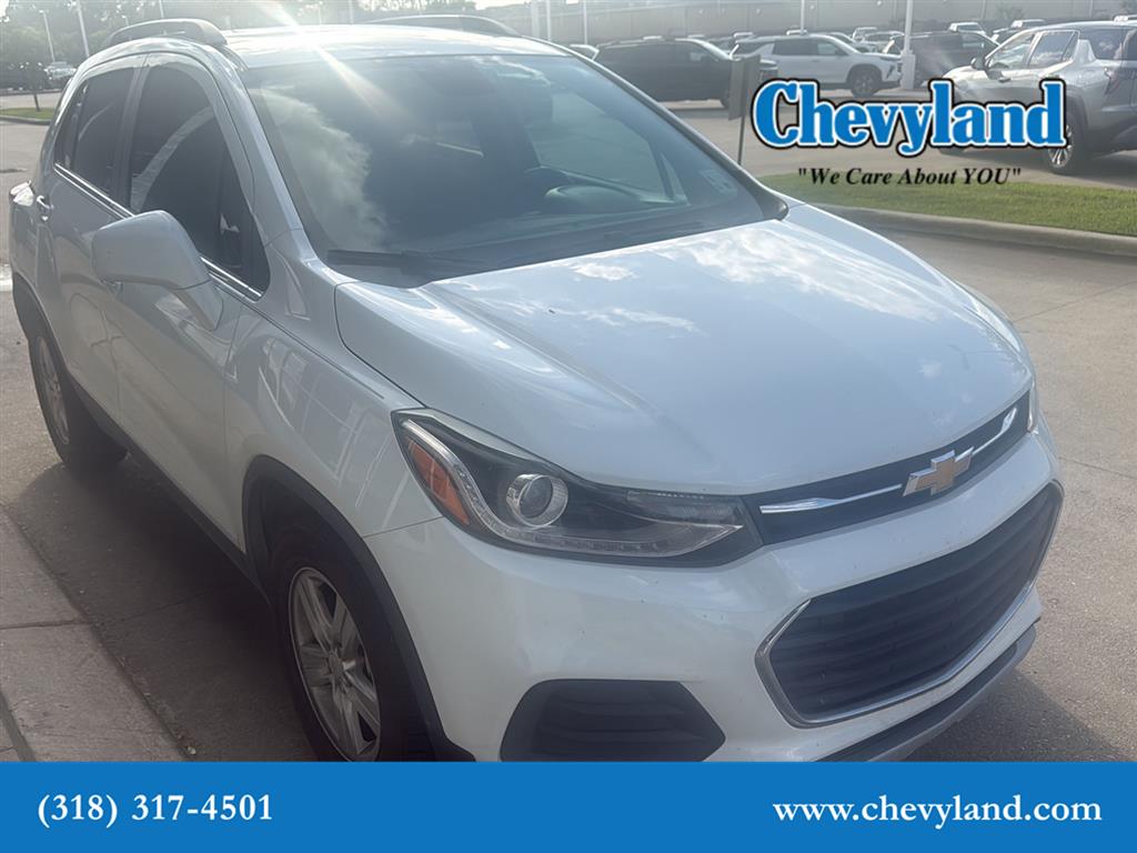 Summit White 2017 Chevrolet Trax LT FWD SUV / Crossover Front-Wheel Drive 6-Speed Automatic
