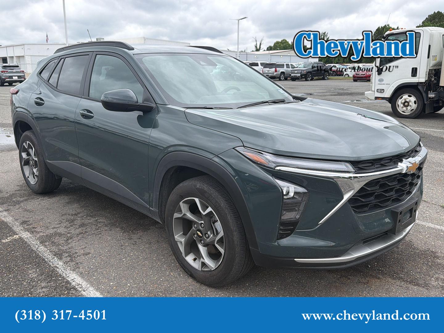 Cypress Gray 2025 Chevrolet Trax LT FWD SUV / Crossover Front-Wheel Drive 6-Speed Automatic