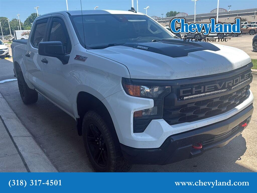 Summit White 2022 Chevrolet Silverado 1500 Pickup Truck Four-Wheel Drive Automatic