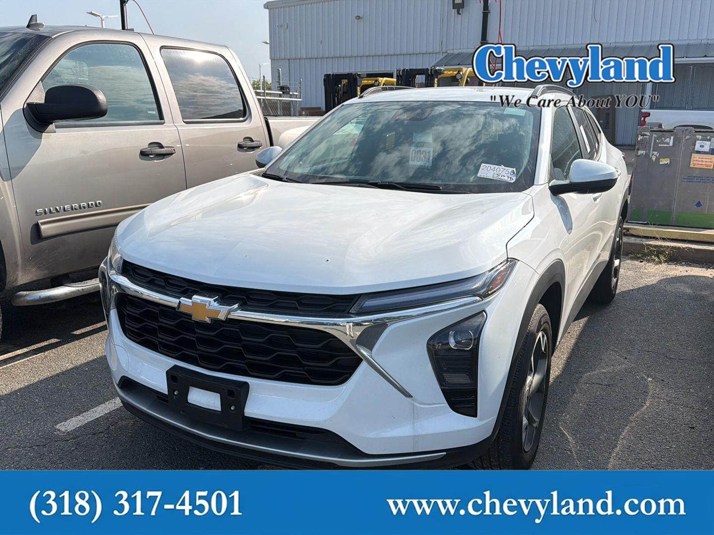 Summit White 2025 Chevrolet Trax SUV / Crossover Front-Wheel Drive 6-Speed Automatic