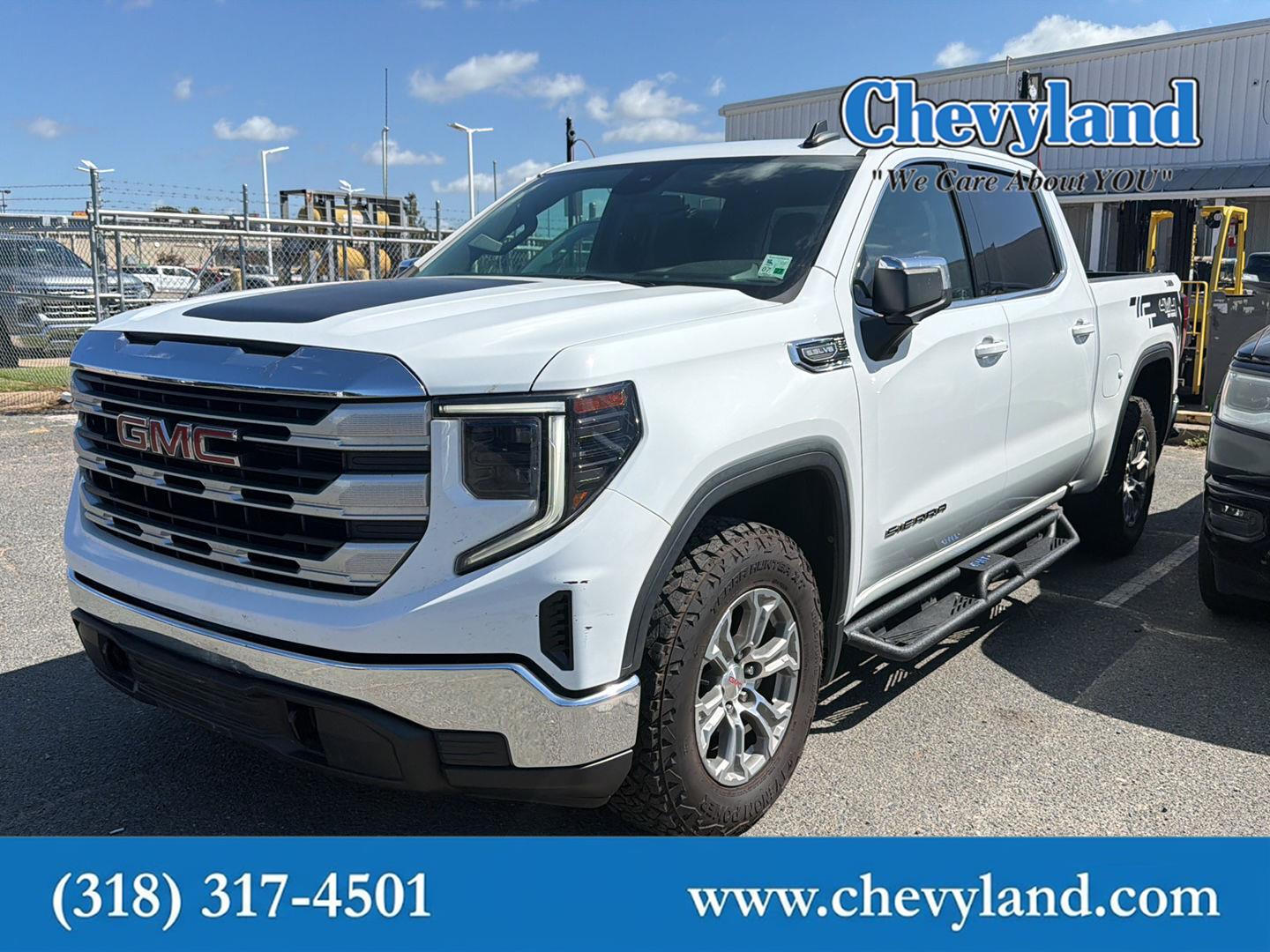  2022 GMC Sierra 1500 SLE Crew Cab 4WD   