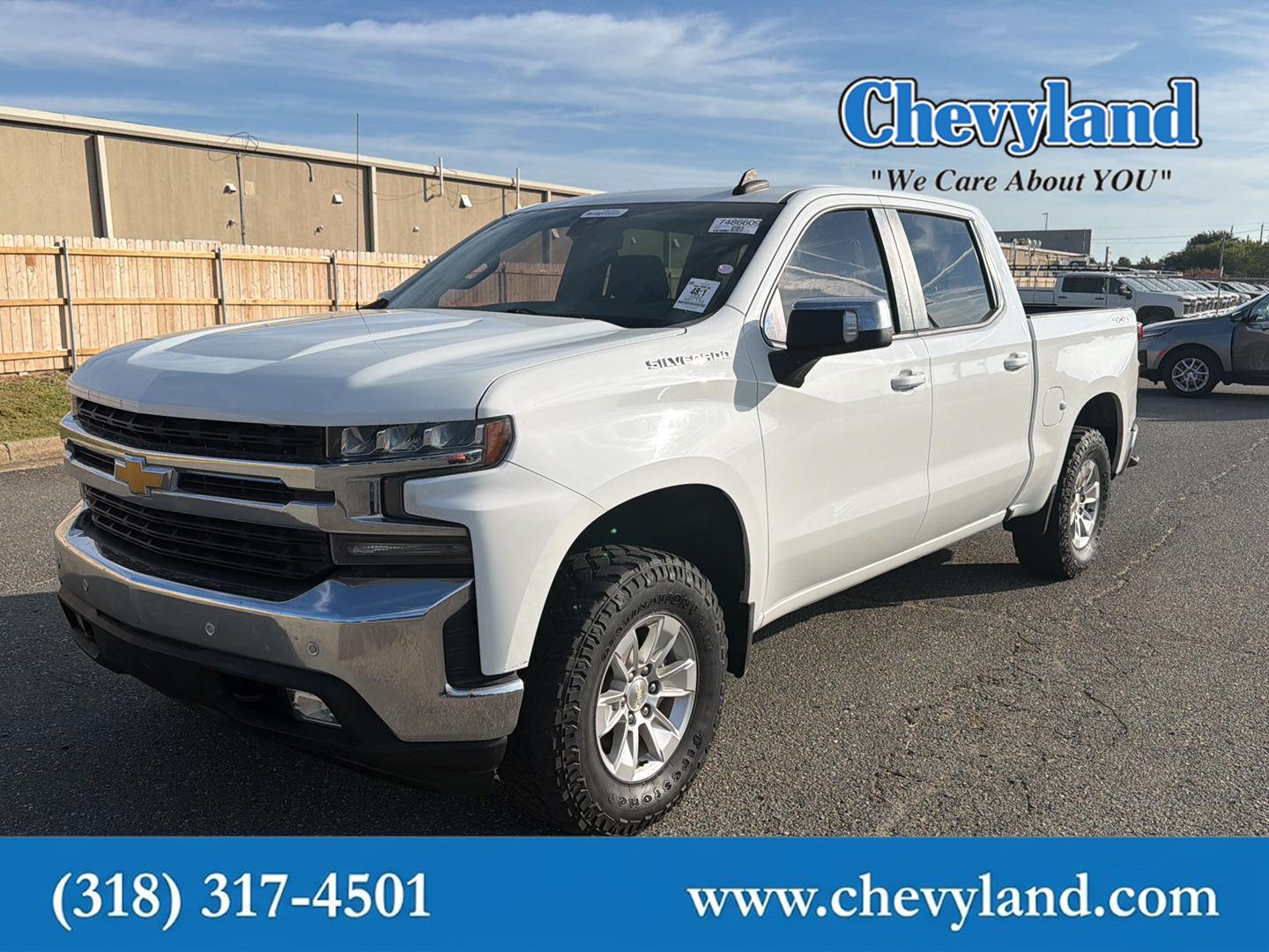 Summit White 2020 Chevrolet Silverado 1500 Pickup Truck Four-Wheel Drive 8-Speed Automatic