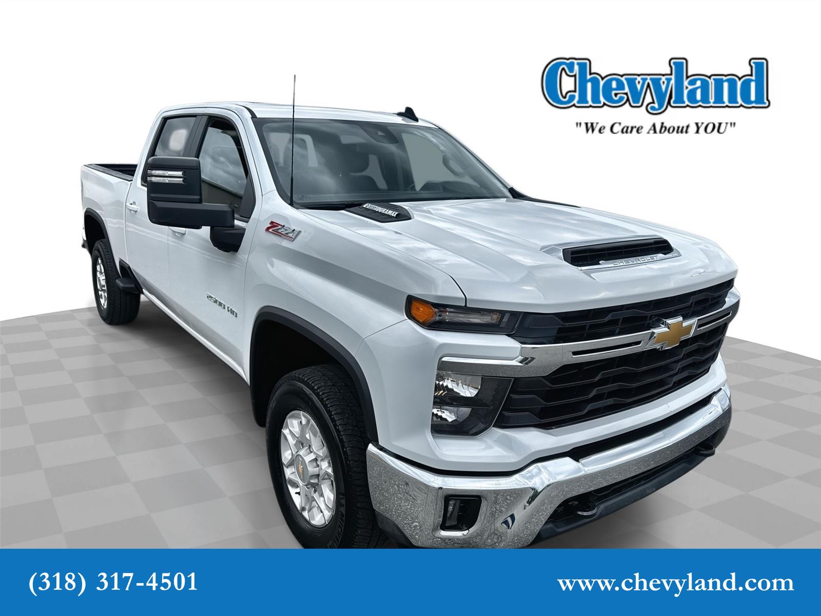 Summit White 2025 Chevrolet Silverado 2500HD Pickup Truck Four-Wheel Drive Automatic