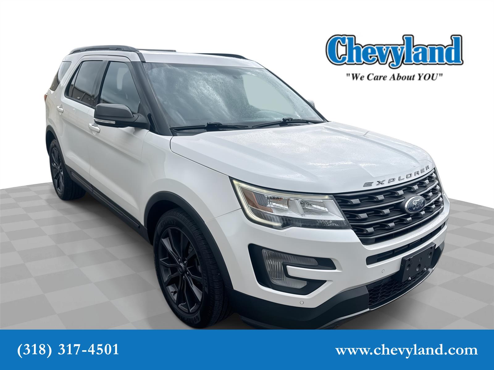 White Platinum Metallic Tri-Coat 2017 Ford Explorer XLT SUV / Crossover Front-Wheel Drive 6-Speed Automatic