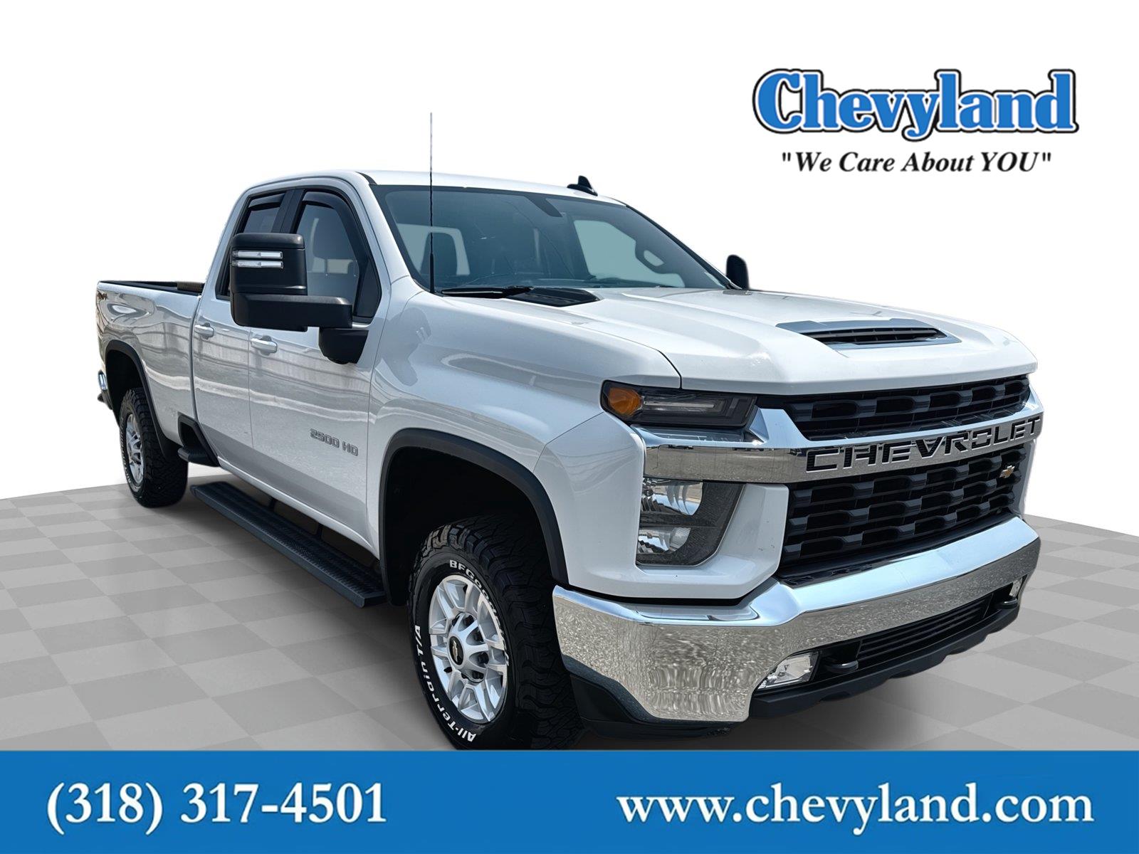 Summit White 2022 Chevrolet Silverado 2500HD Pickup Truck Four-Wheel Drive 6-Speed Automatic