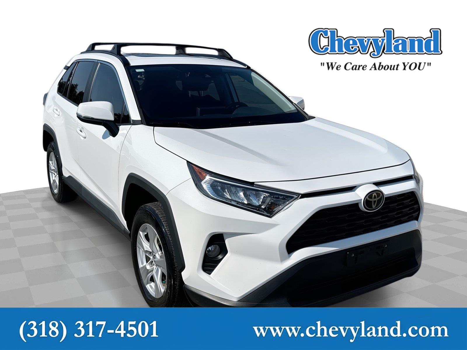 Super White 2020 Toyota RAV4 SUV / Crossover Front-Wheel Drive Automatic