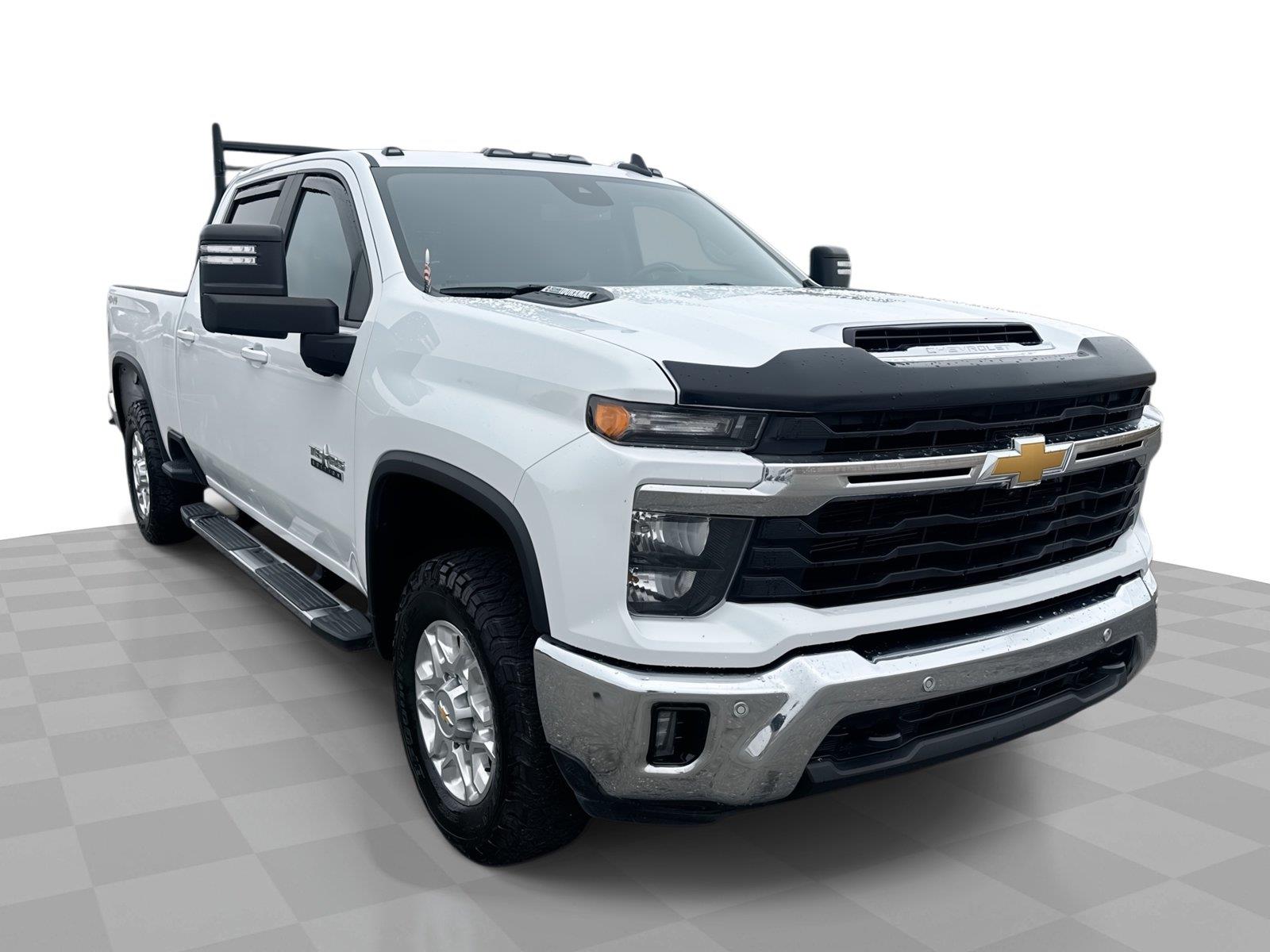2025 Chevrolet Silverado 3500HD LT Crew Cab 4WD