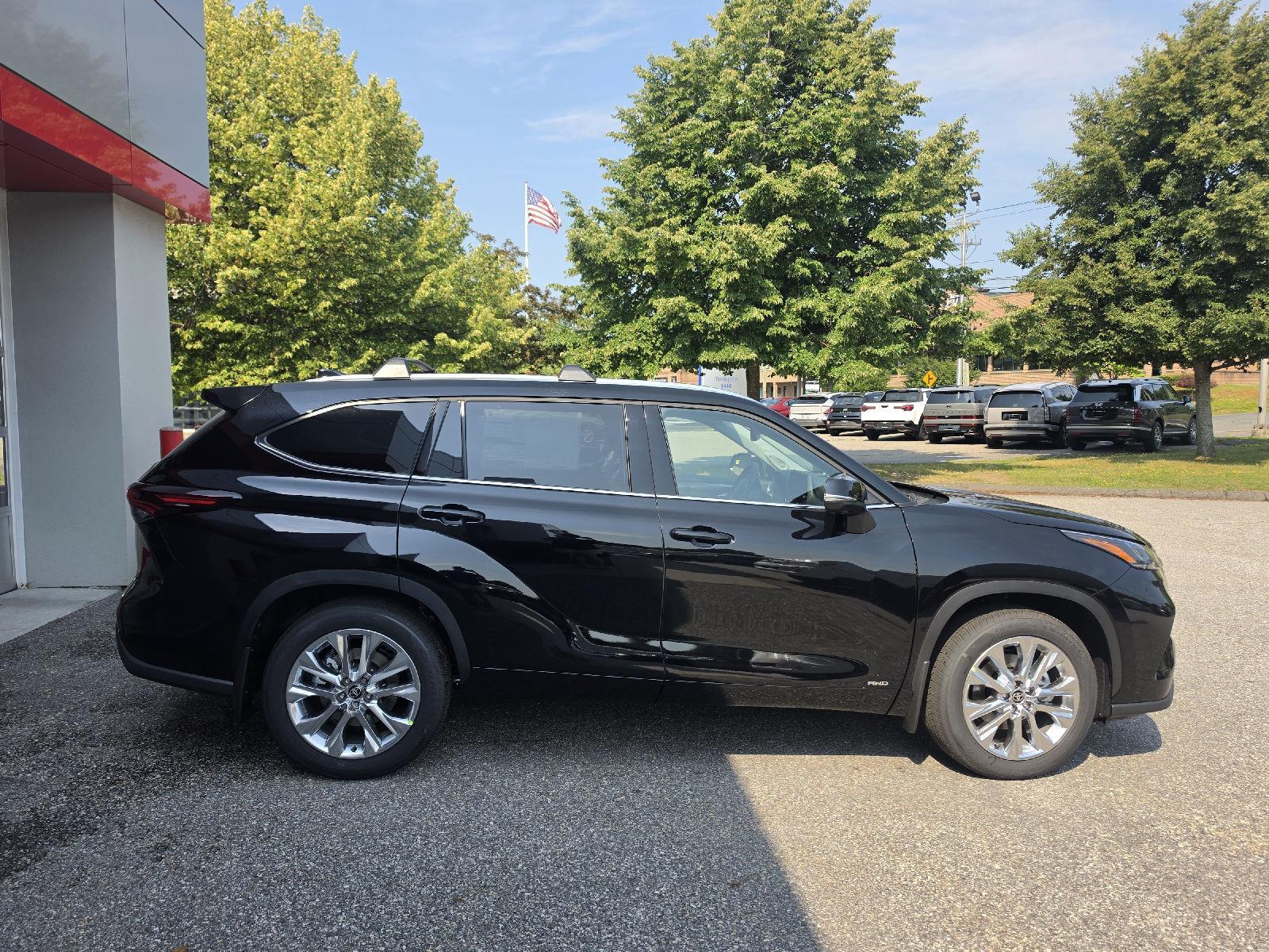 Black 2026 Toyota Highlander Hybrid SUV / Crossover All-Wheel Drive Continuously Variable Transmission
