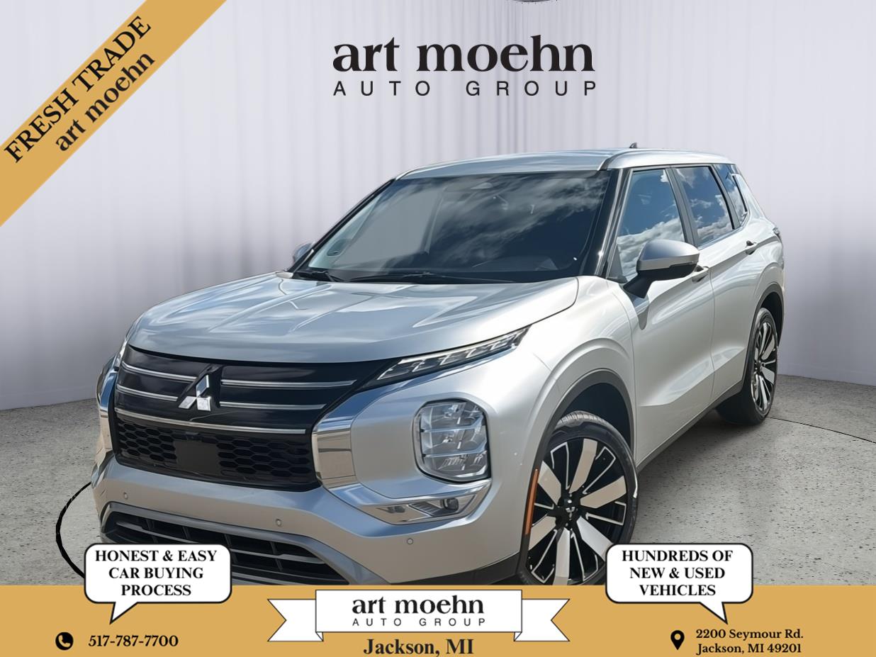 Alloy Silver Metallic 2025 Mitsubishi Outlander SE FWD SUV / Crossover Front-Wheel Drive Continuously Variable Transmission