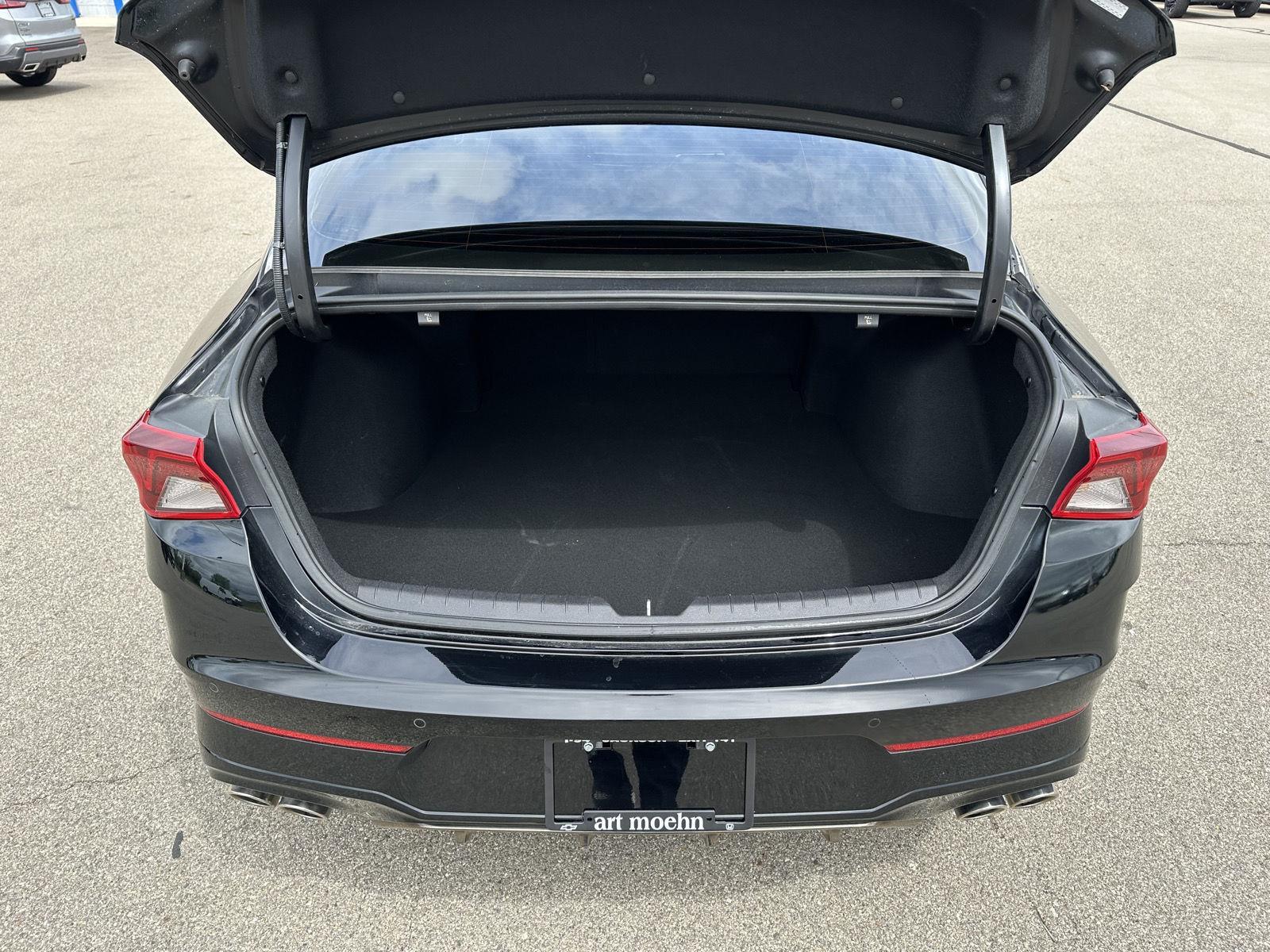 View vehicle photo 7