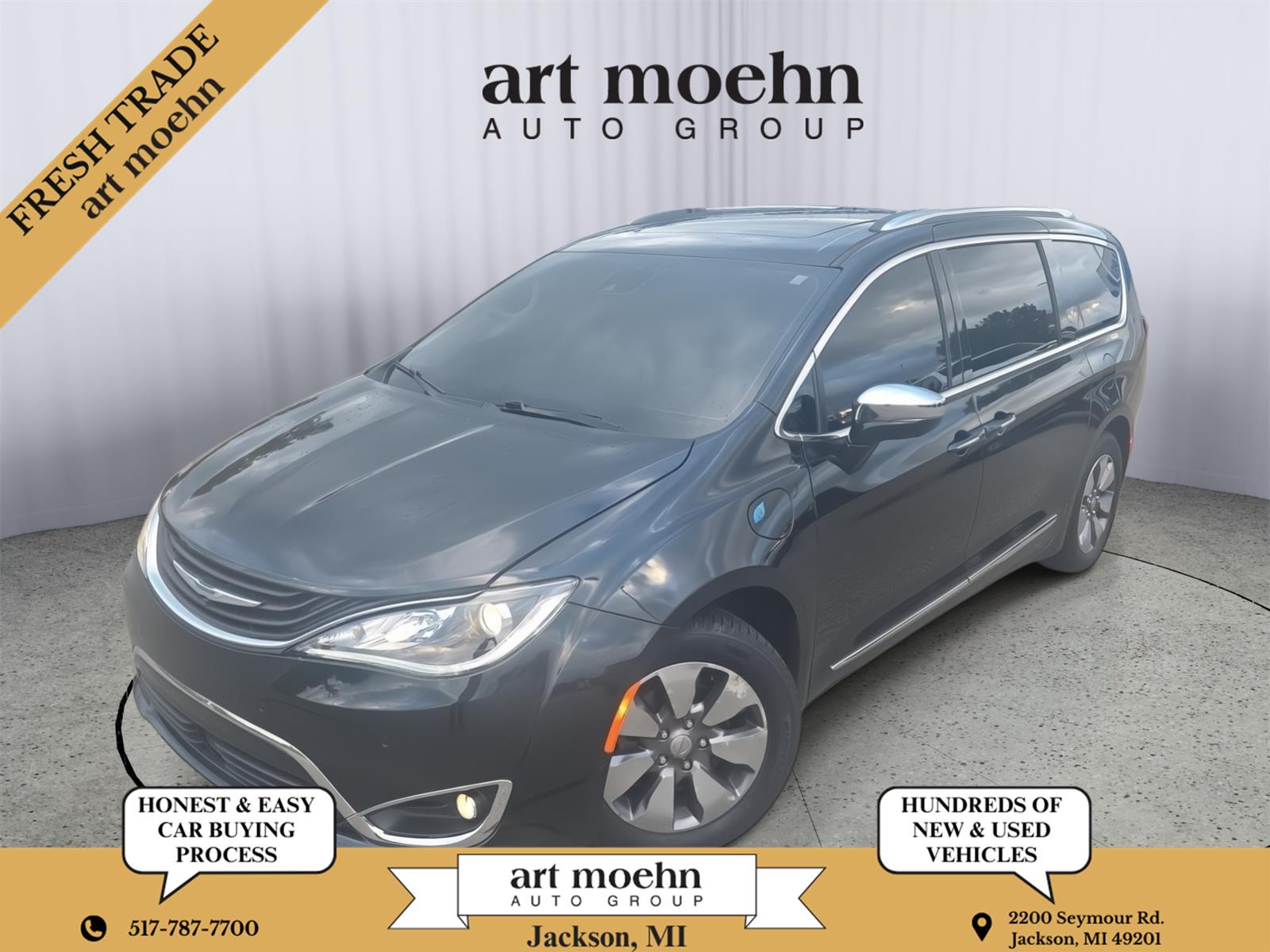 Brilliant Black Crystal Pearl 2018 Chrysler Pacifica Hybrid Minivan Front-Wheel Drive Continuously Variable Transmission