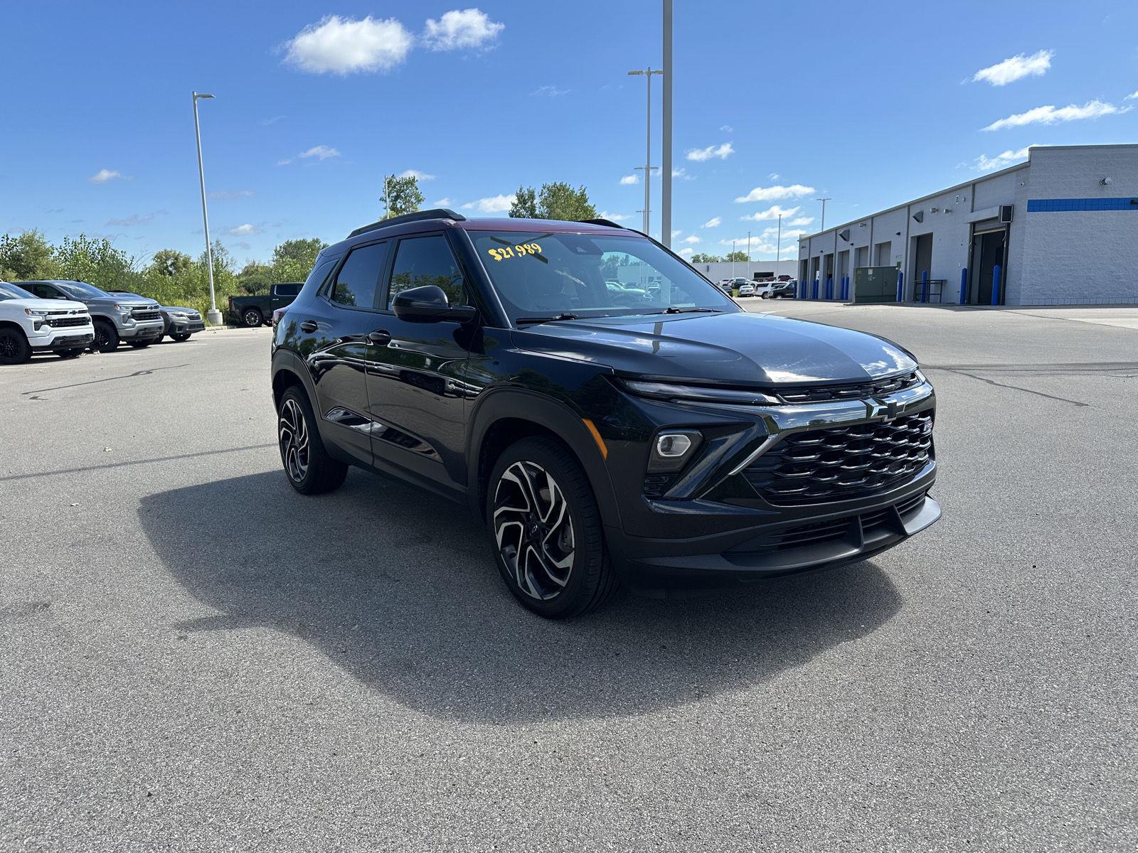 View vehicle photo 7