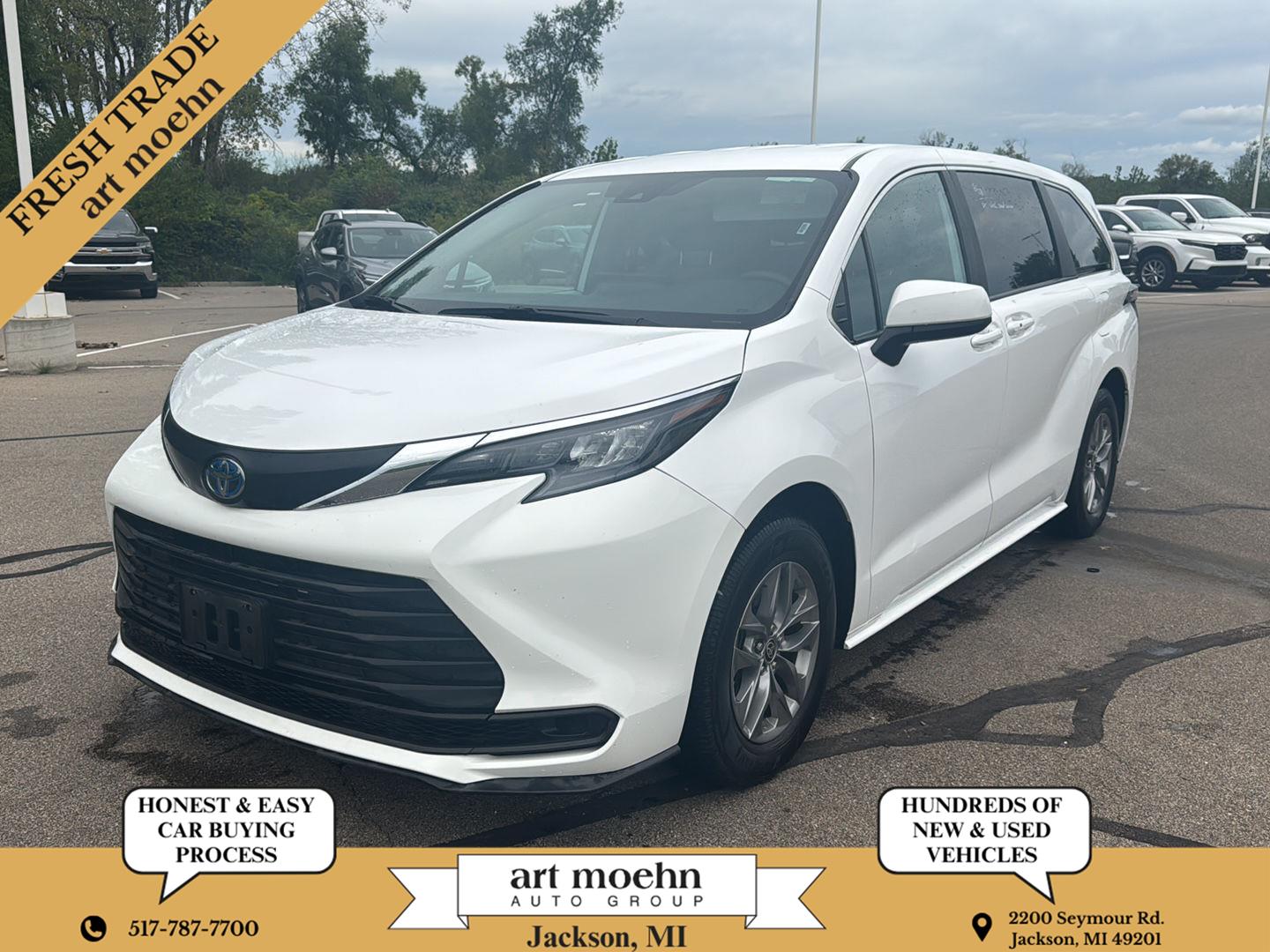 Ice Cap 2025 Toyota Sienna Minivan Front-Wheel Drive Continuously Variable Transmission